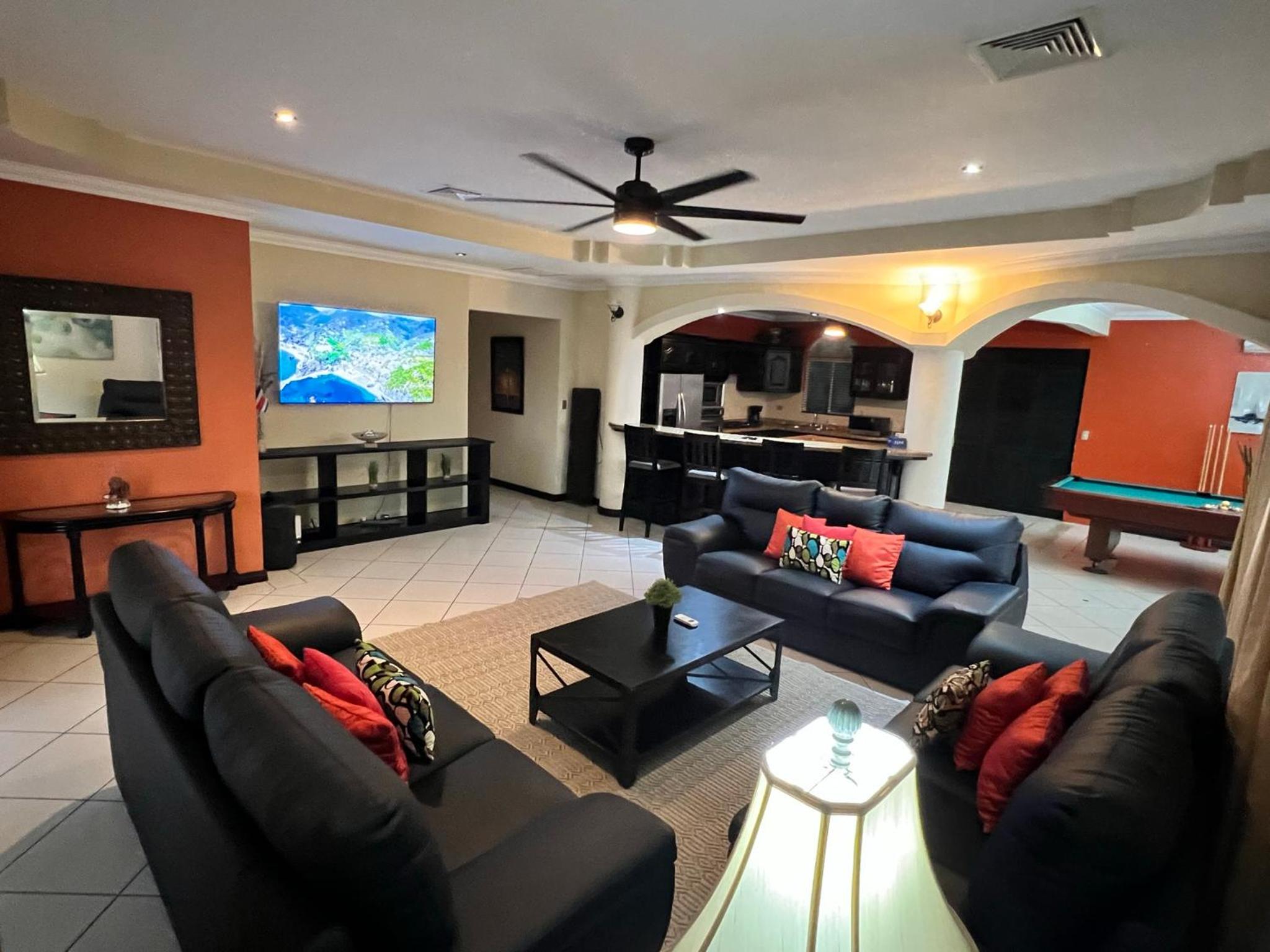 Los Amigos Luxury Villa