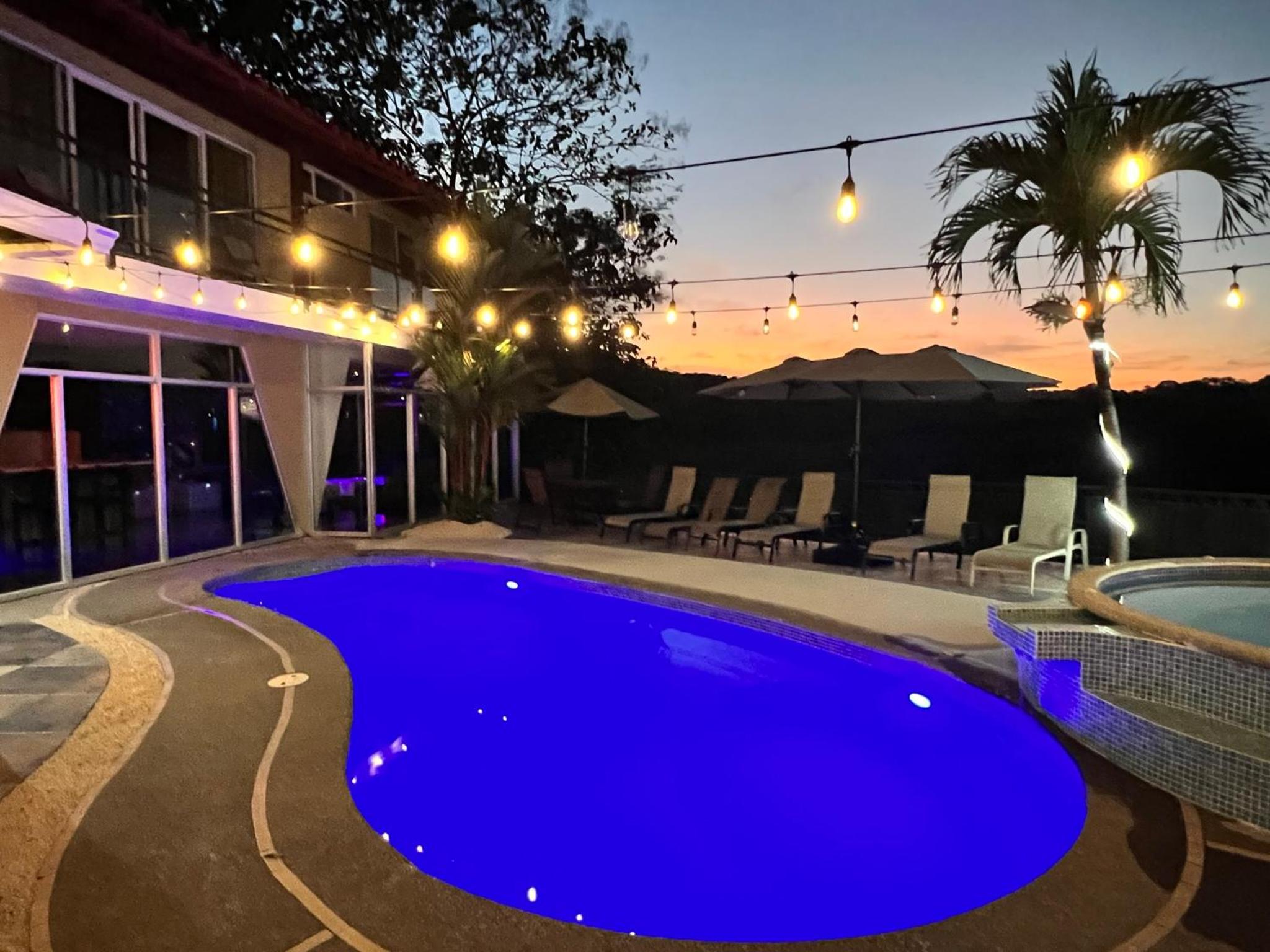 Los Amigos Luxury Villa