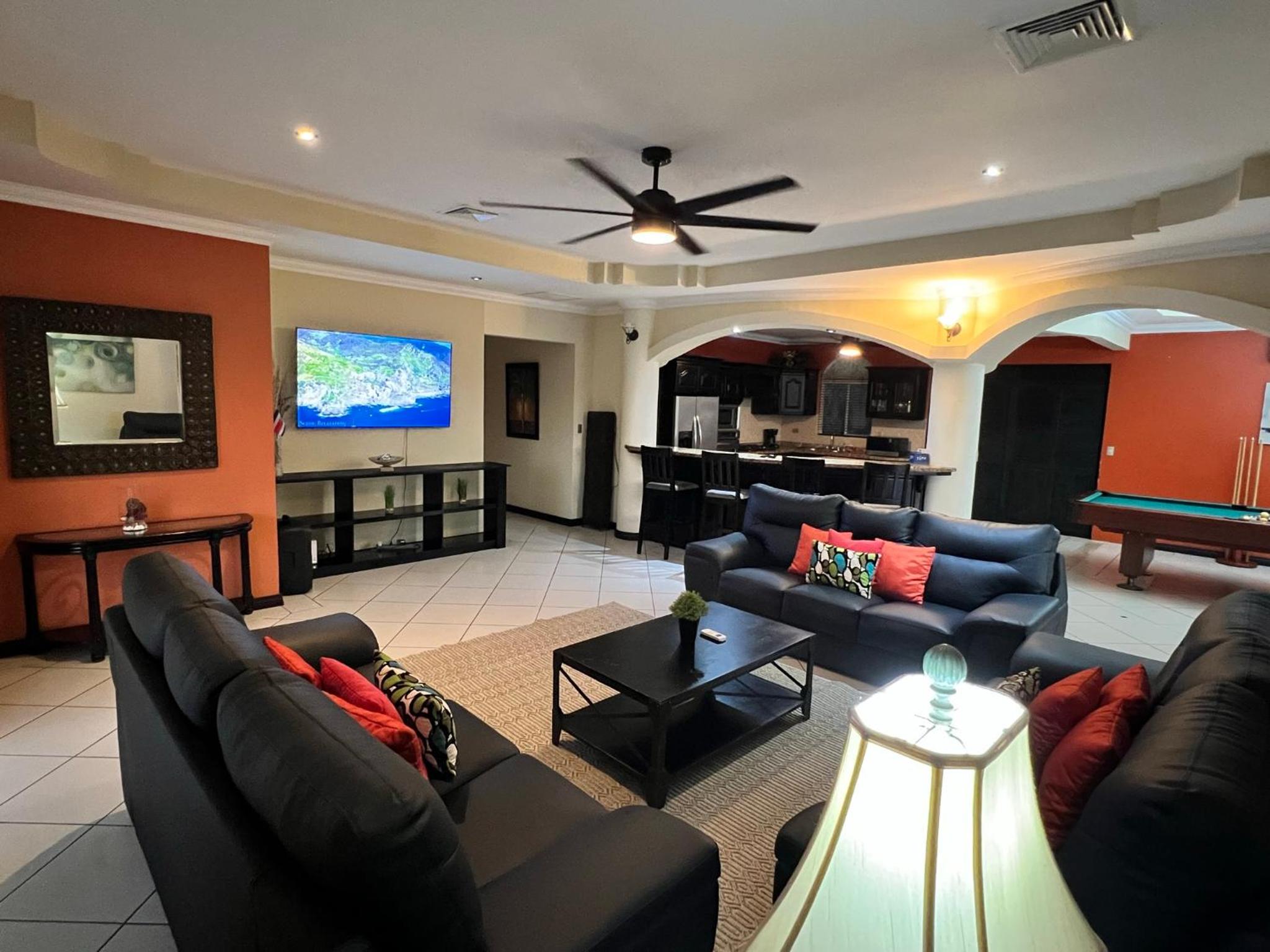 Los Amigos Luxury Villa