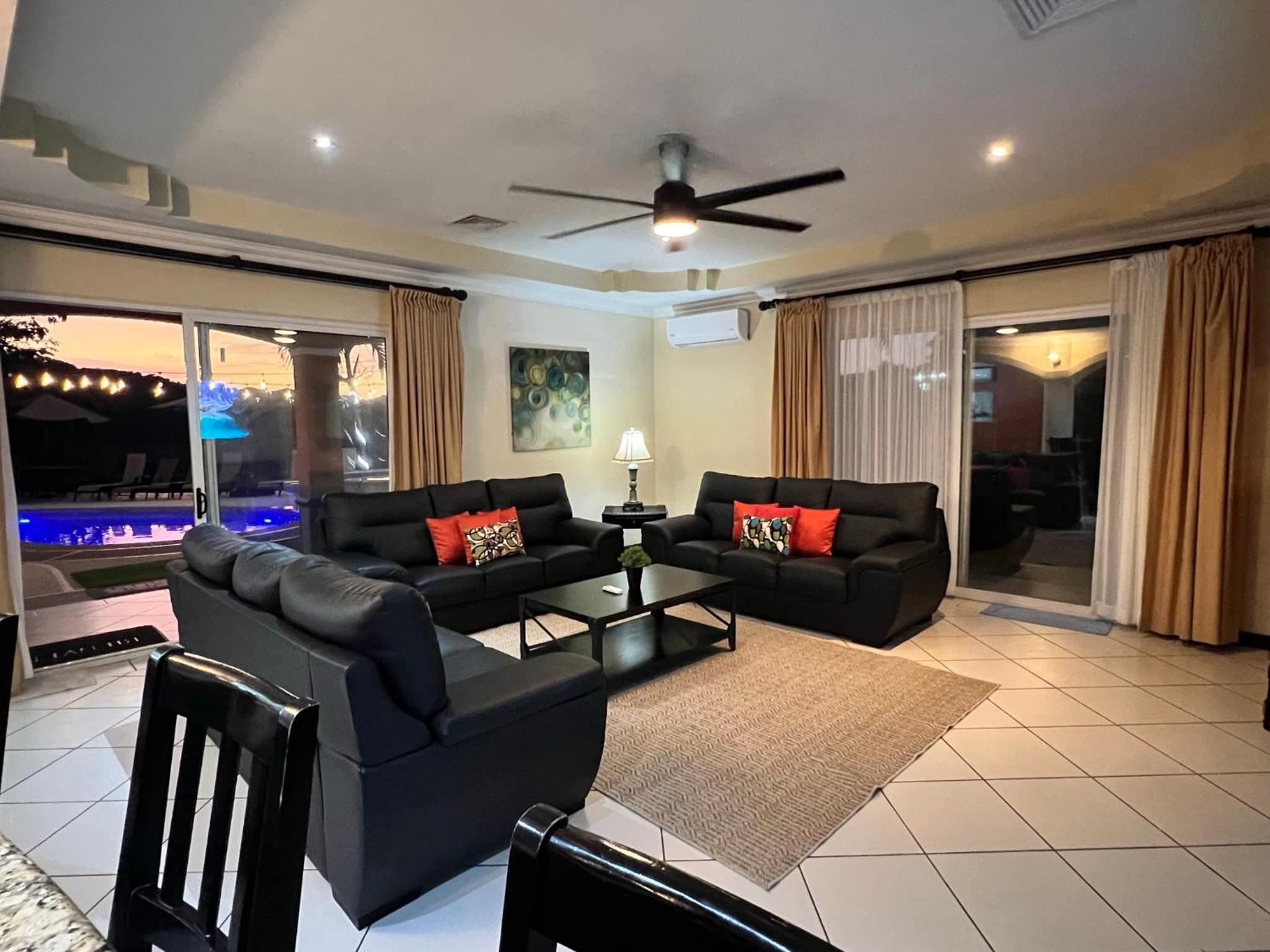 Los Amigos Luxury Villa