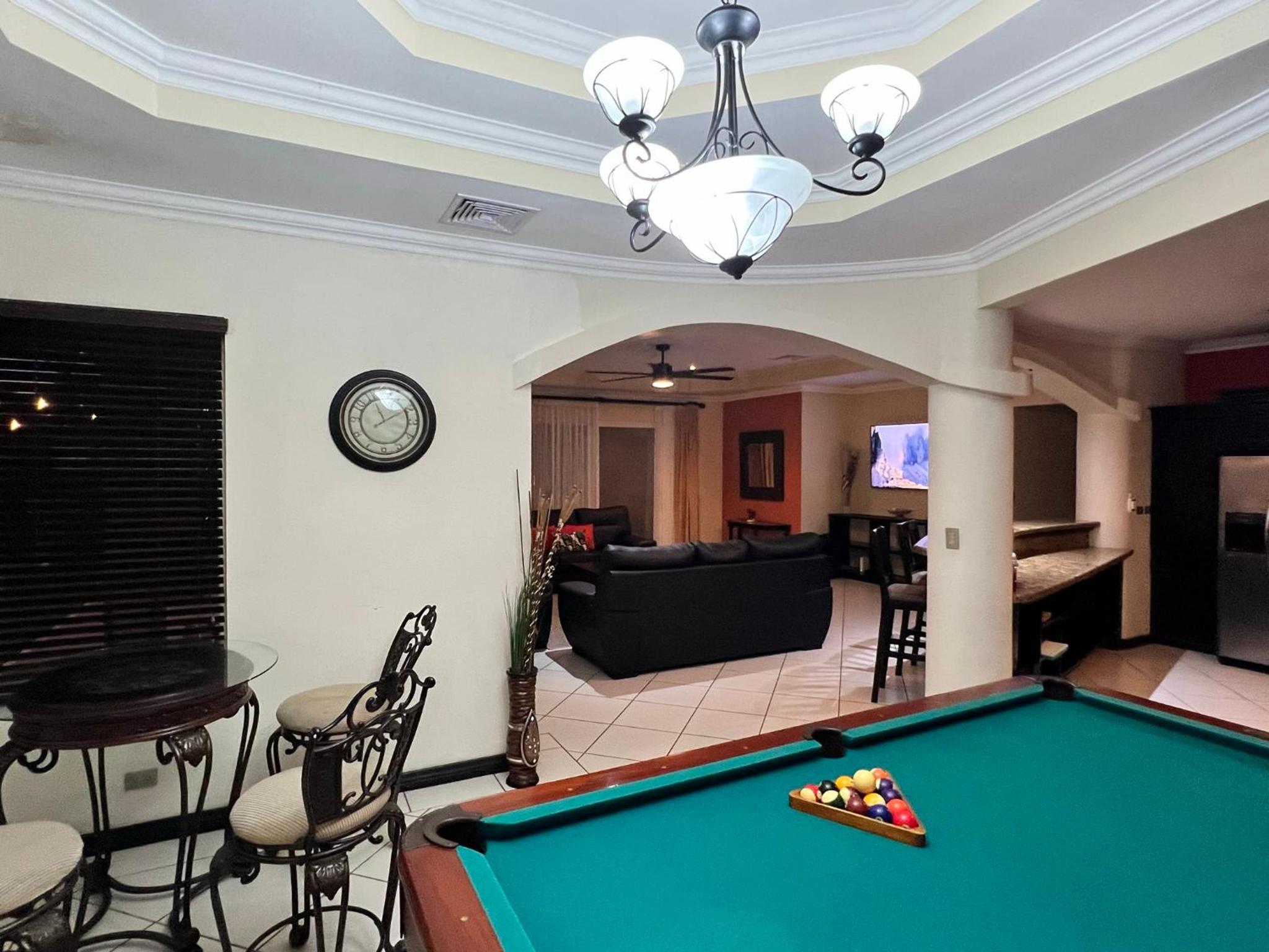 Los Amigos Luxury Villa