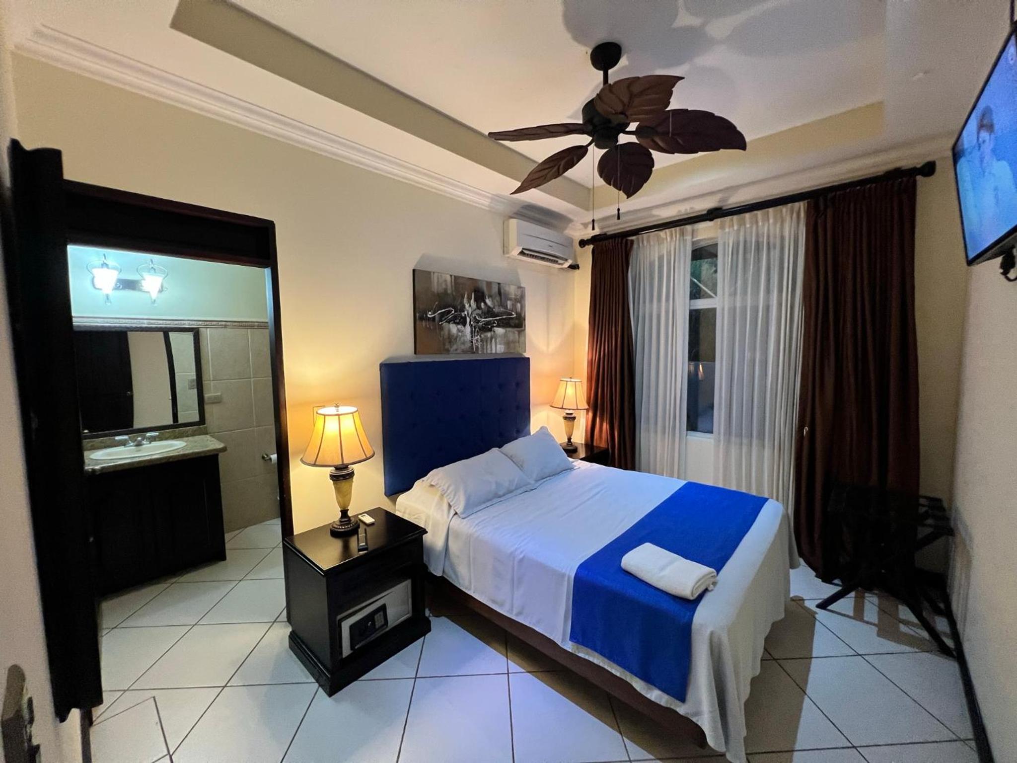 Los Amigos Luxury Villa