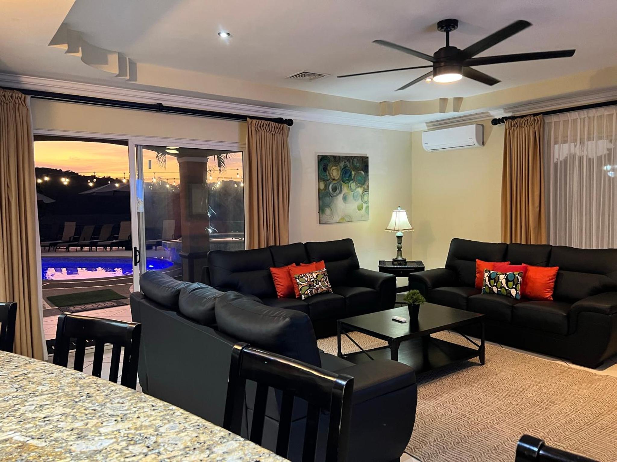 Los Amigos Luxury Villa