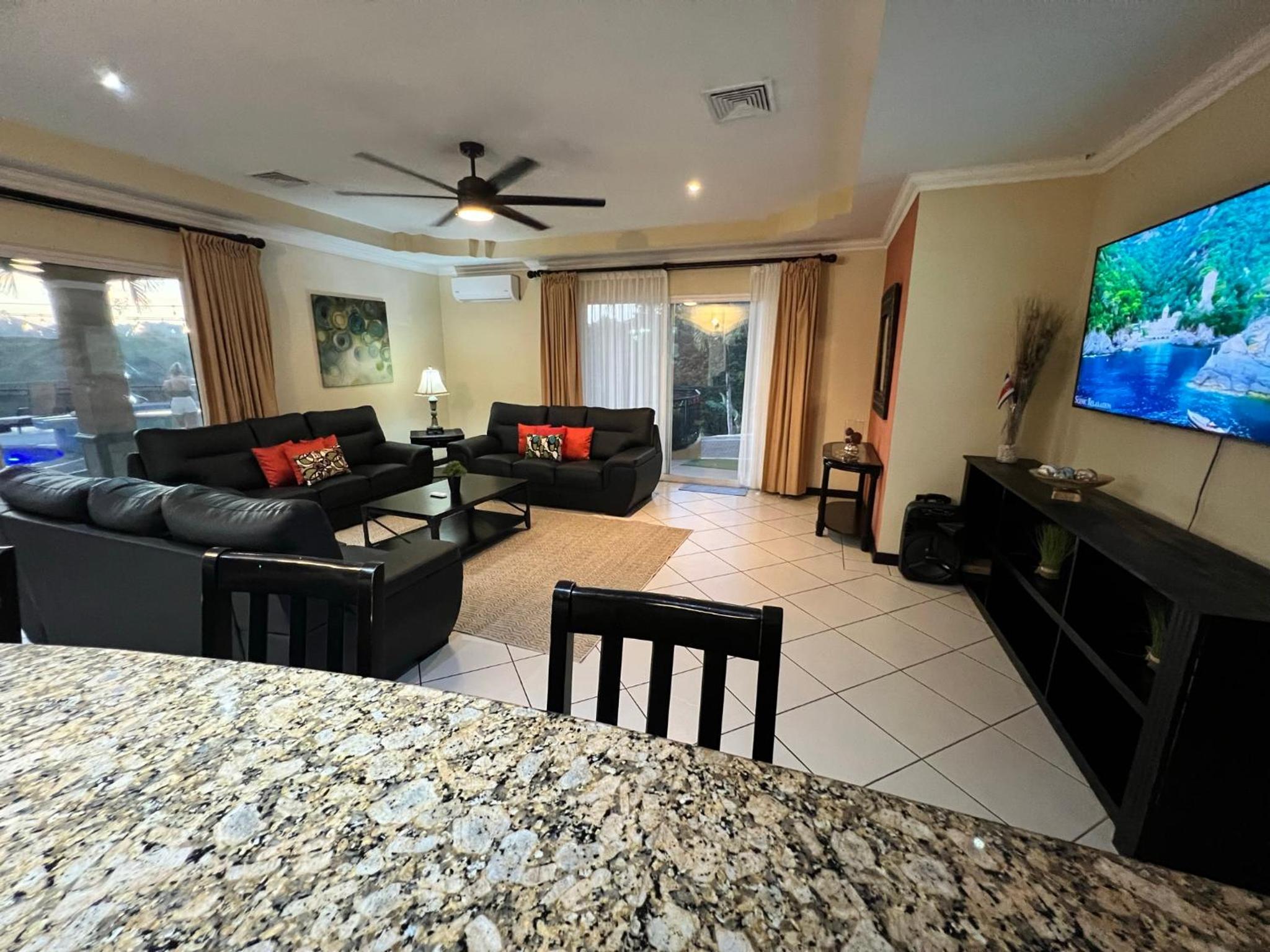 Los Amigos Luxury Villa