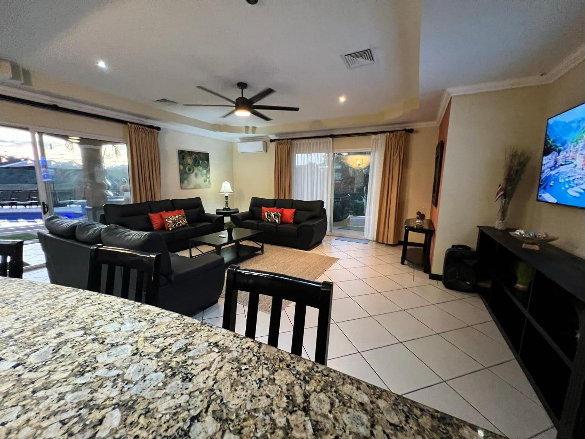 Los Amigos Luxury Villa