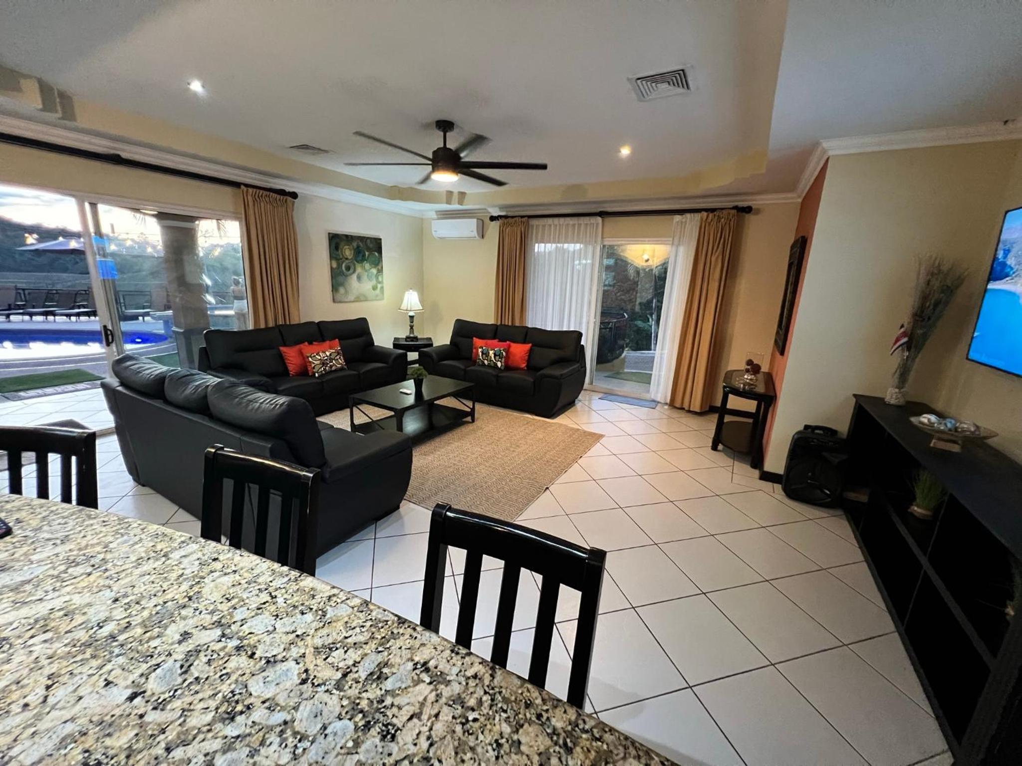 Los Amigos Luxury Villa