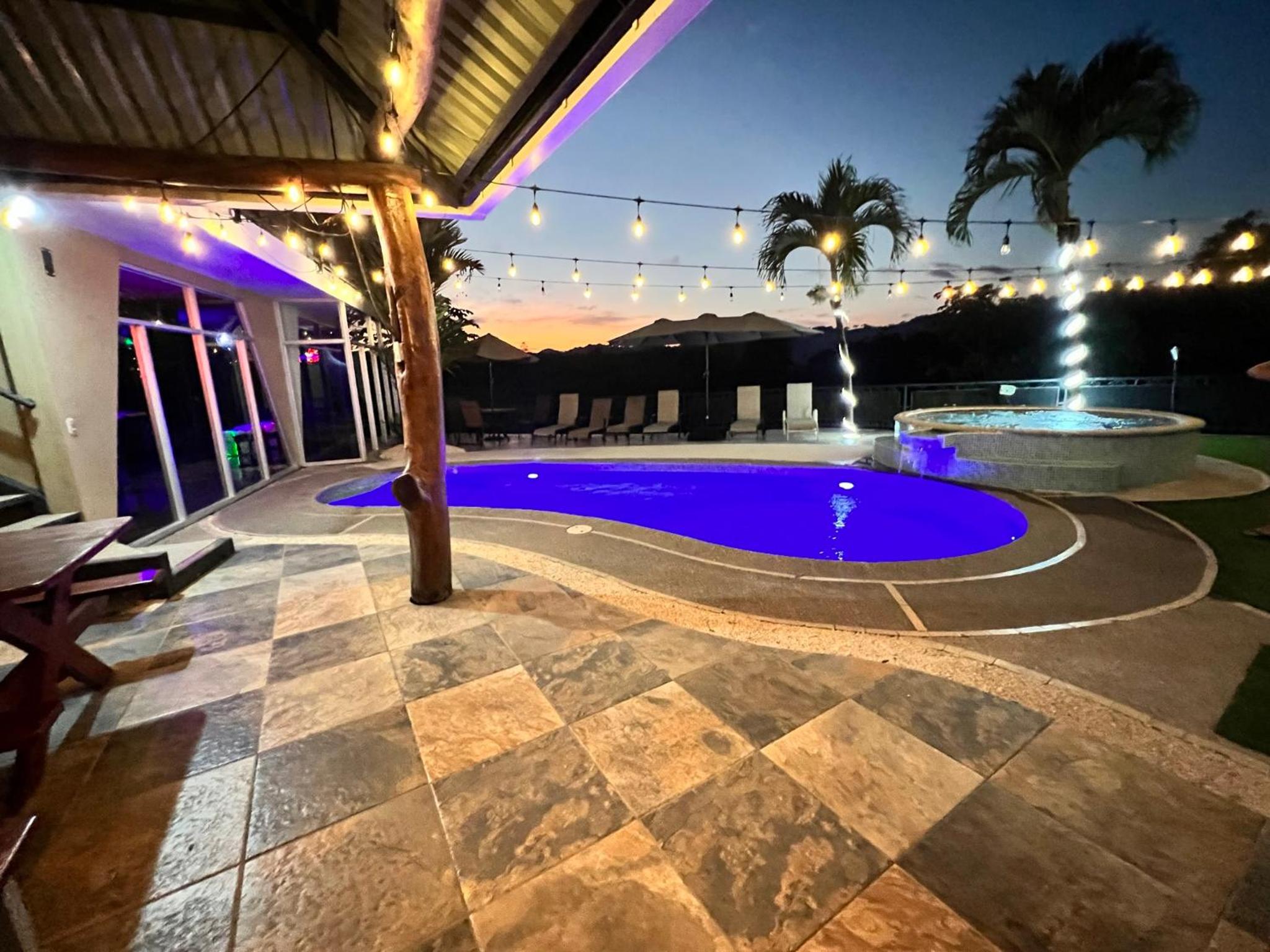 Los Amigos Luxury Villa