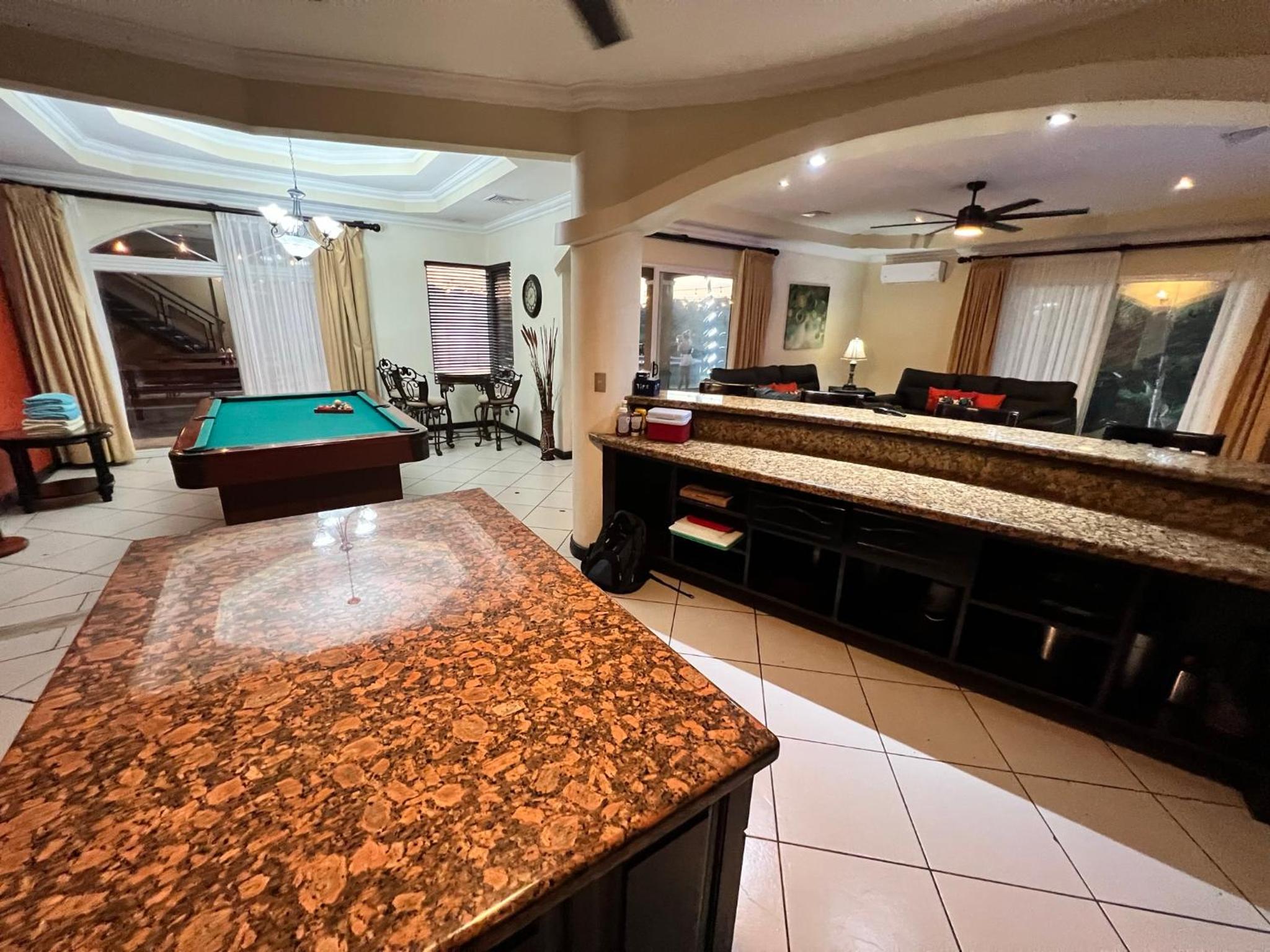Los Amigos Luxury Villa