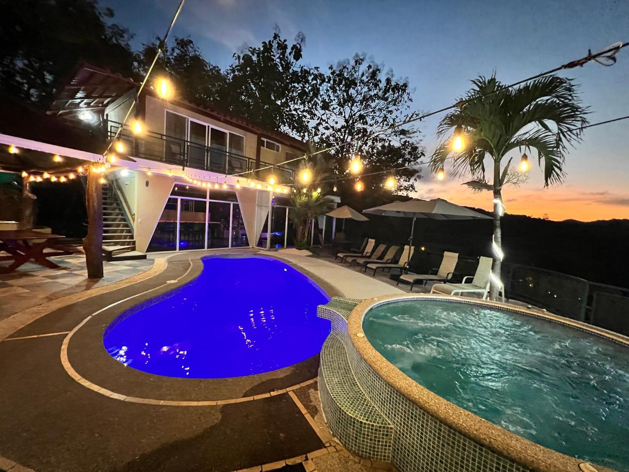 Los Amigos Luxury Villa