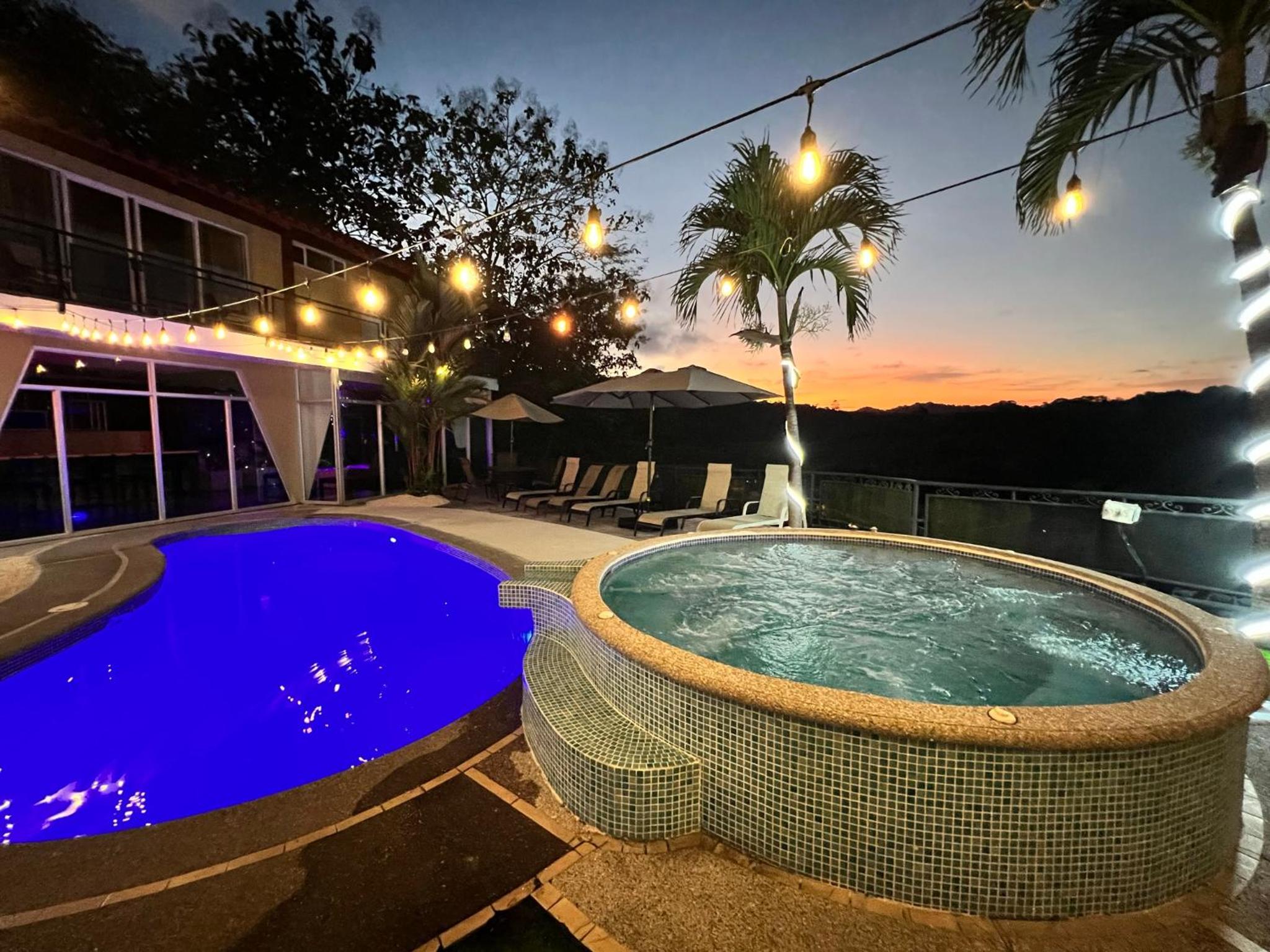 Los Amigos Luxury Villa