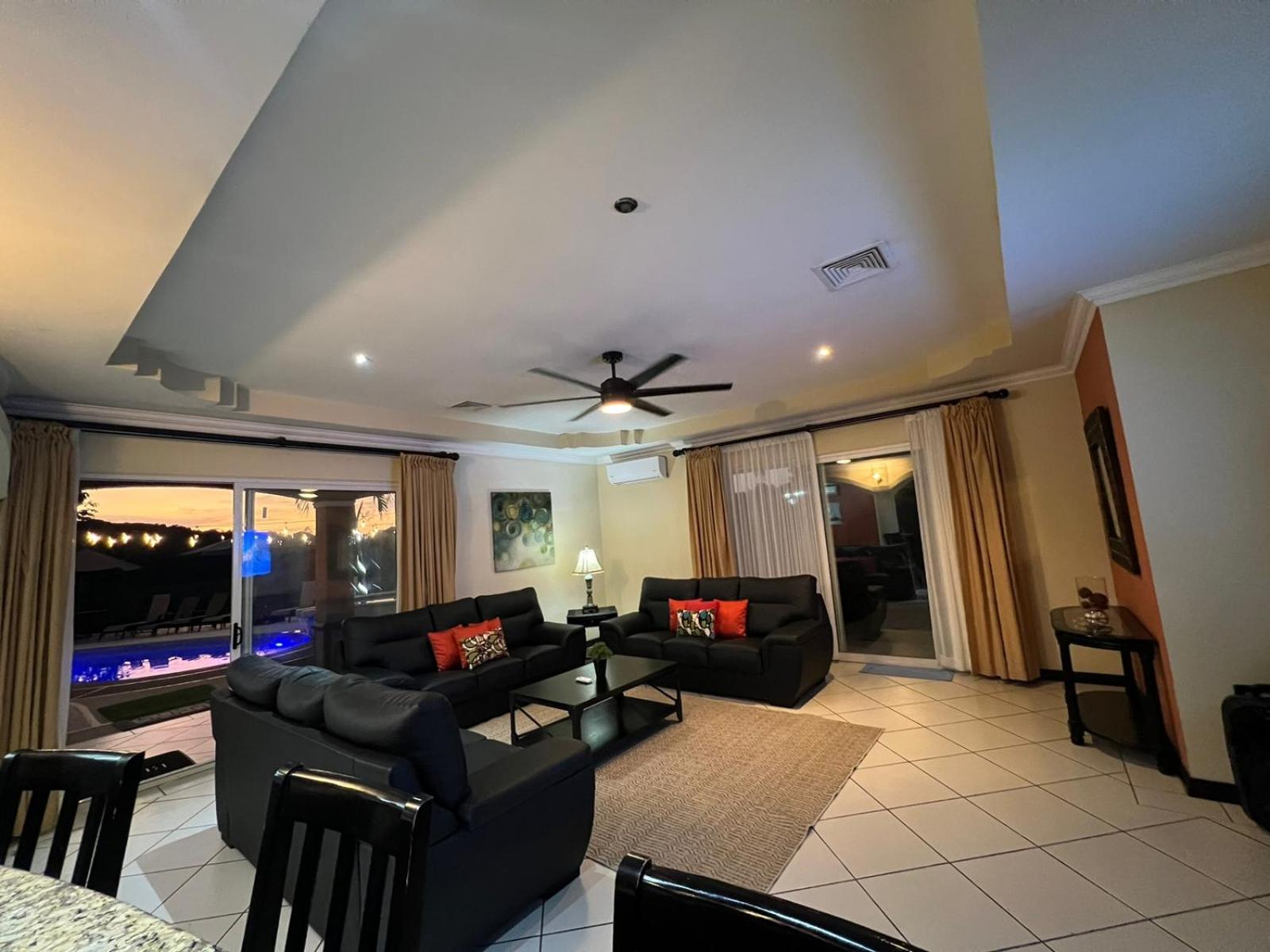 Los Amigos Luxury Villa