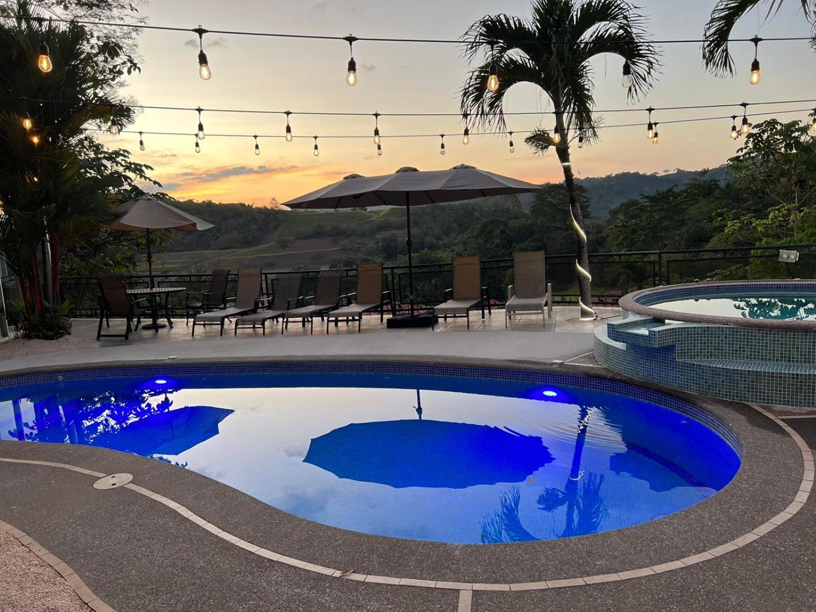 Los Amigos Luxury Villa