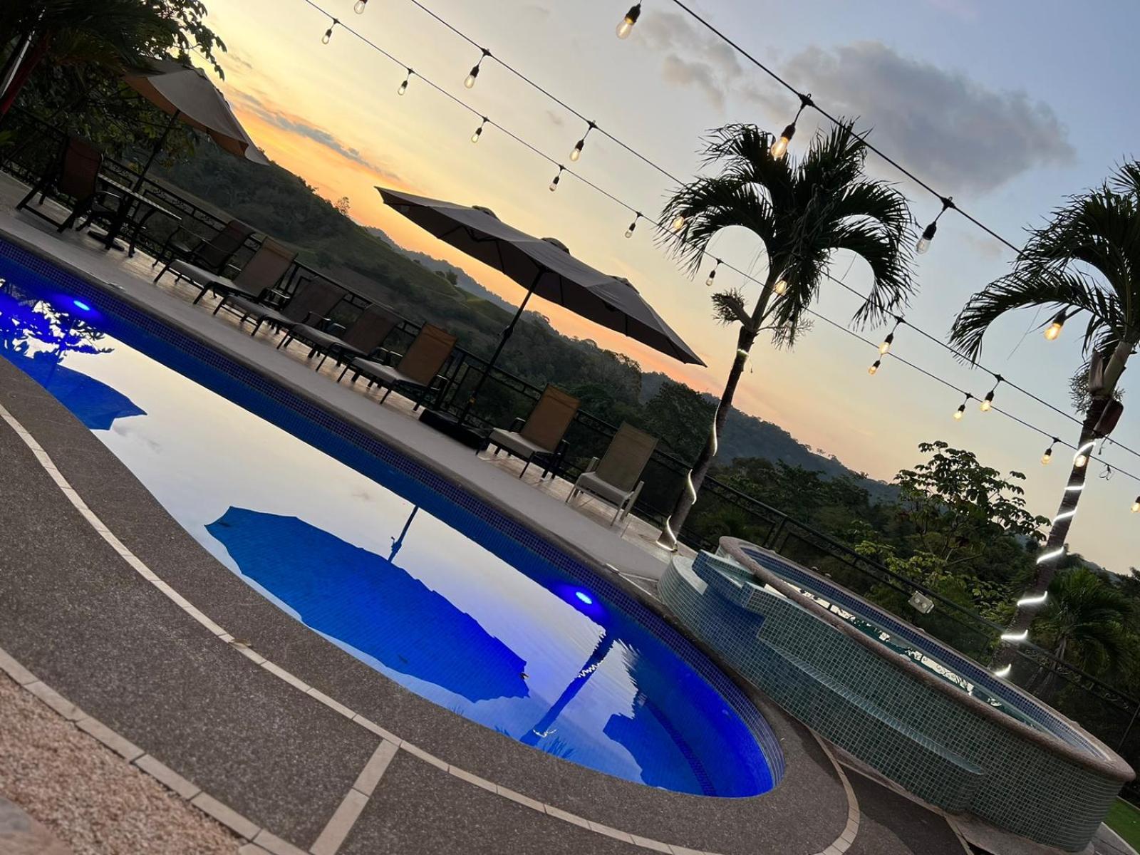 Los Amigos Luxury Villa