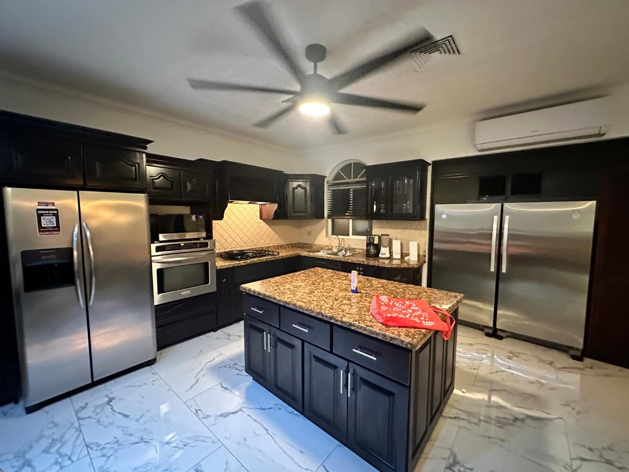 Los Amigos Luxury Villa