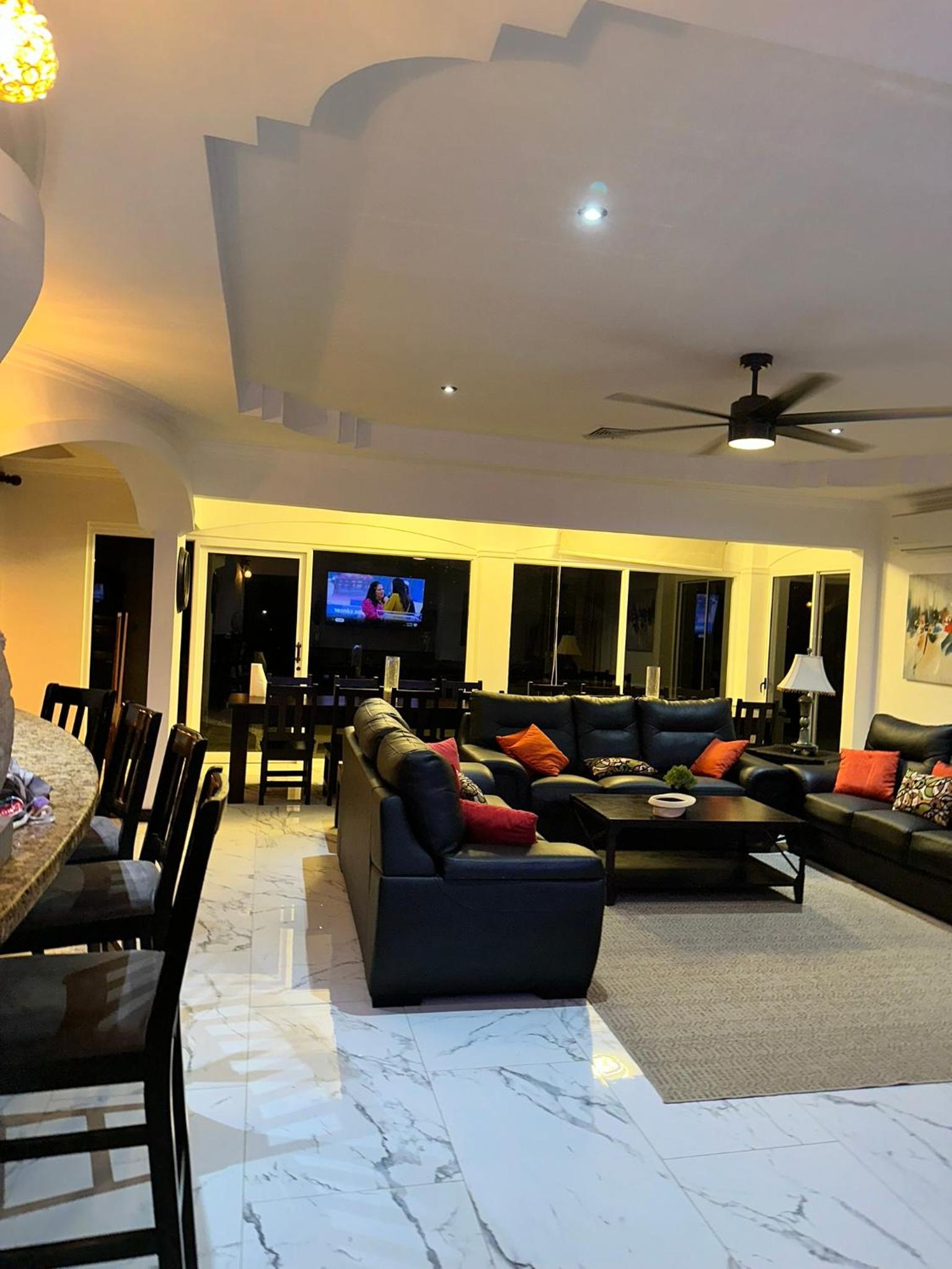 Los Amigos Luxury Villa