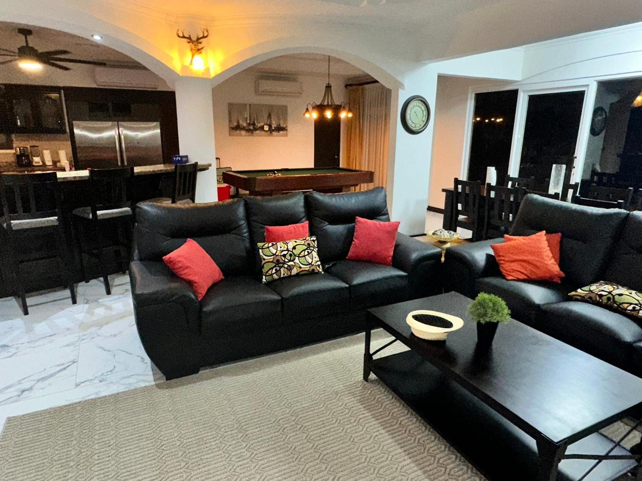 Los Amigos Luxury Villa