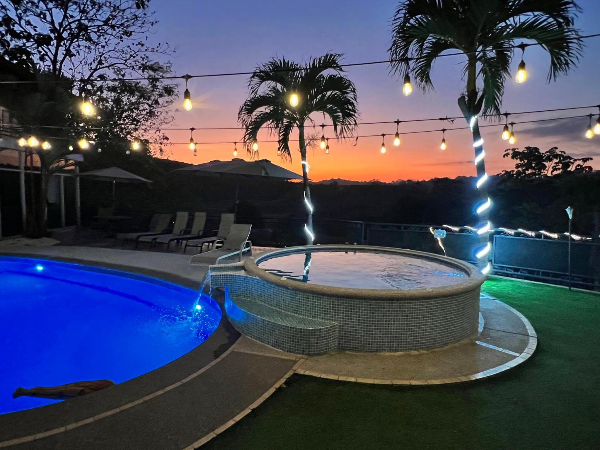Los Amigos Luxury Villa