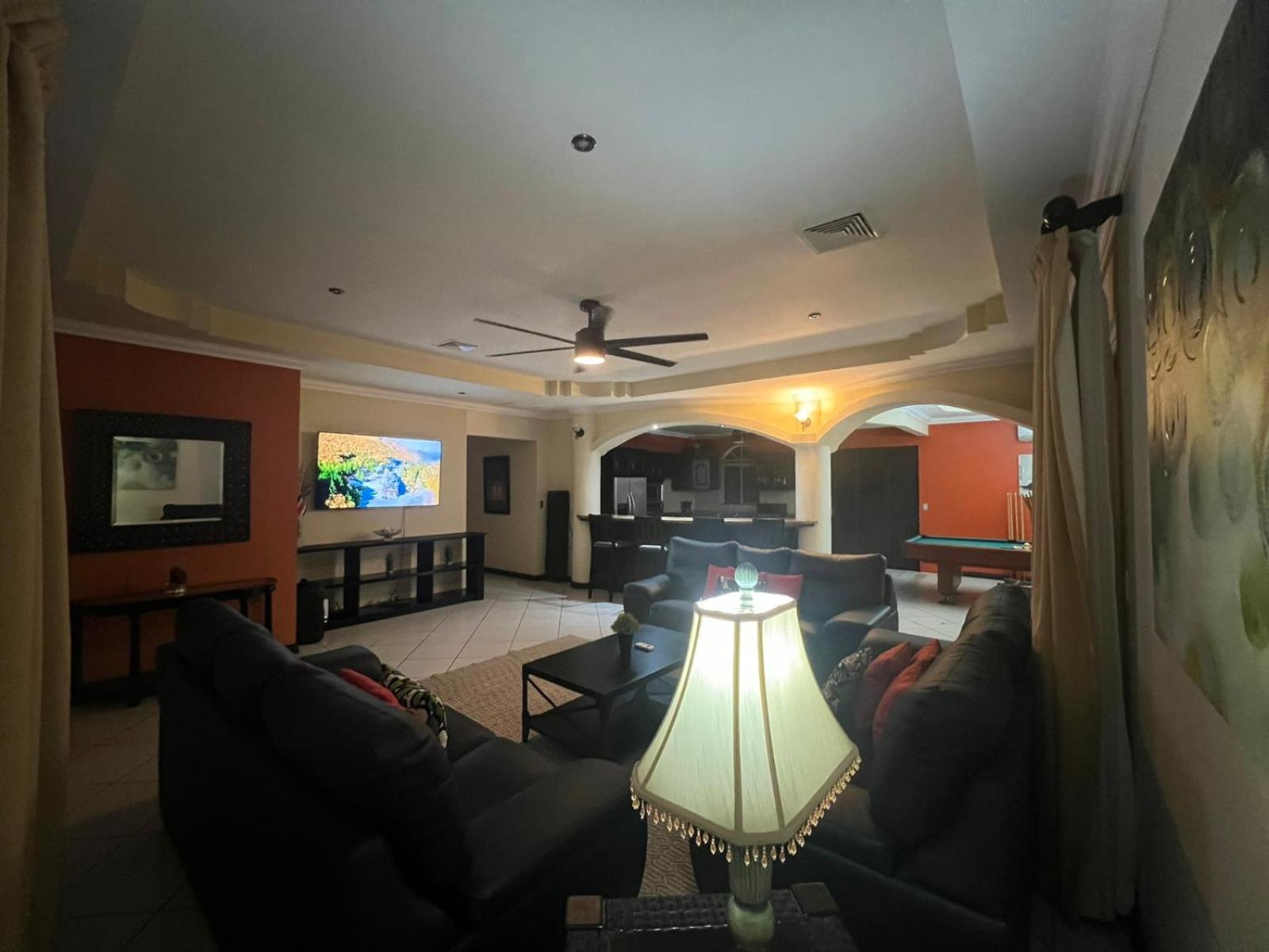 Los Amigos Luxury Villa