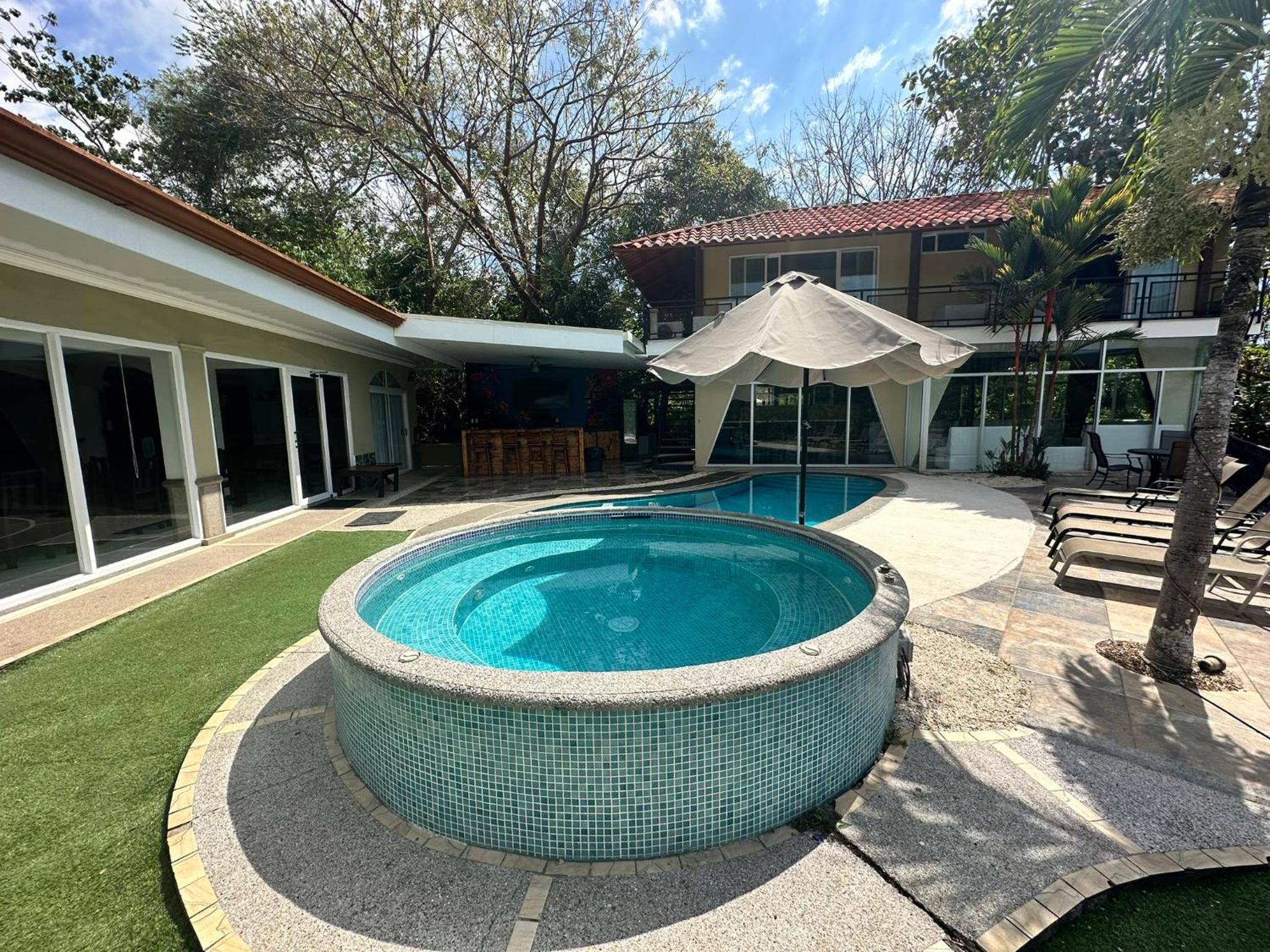 Los Amigos Luxury Villa