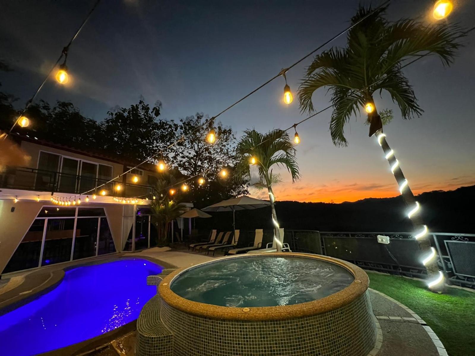Los Amigos Luxury Villa