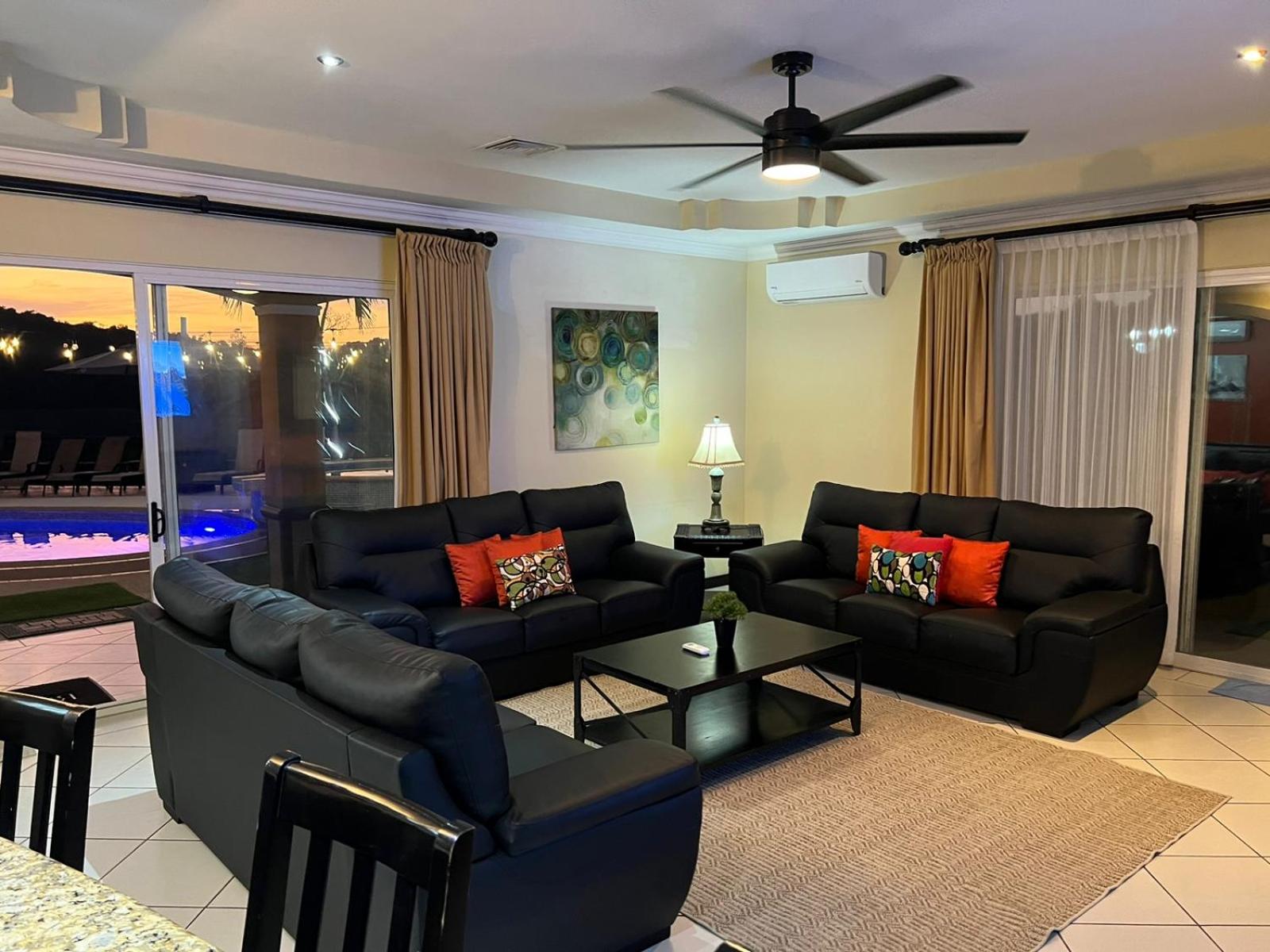 Los Amigos Luxury Villa