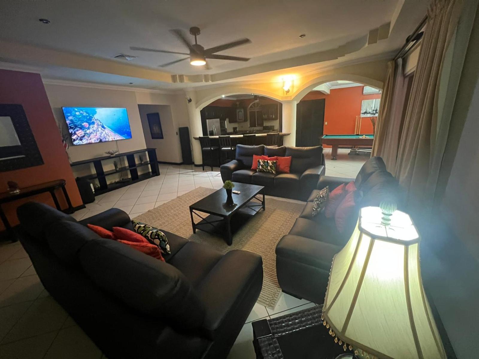 Los Amigos Luxury Villa