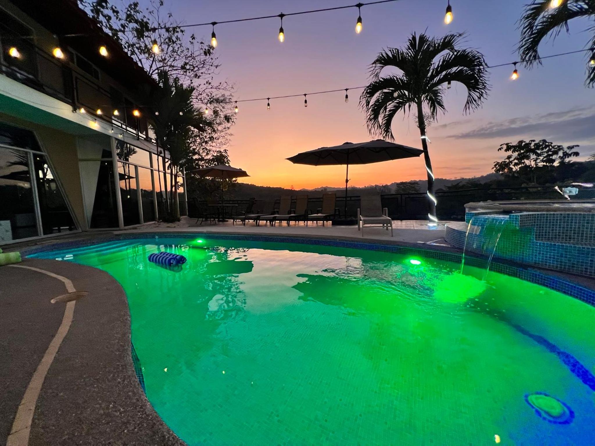 Los Amigos Luxury Villa