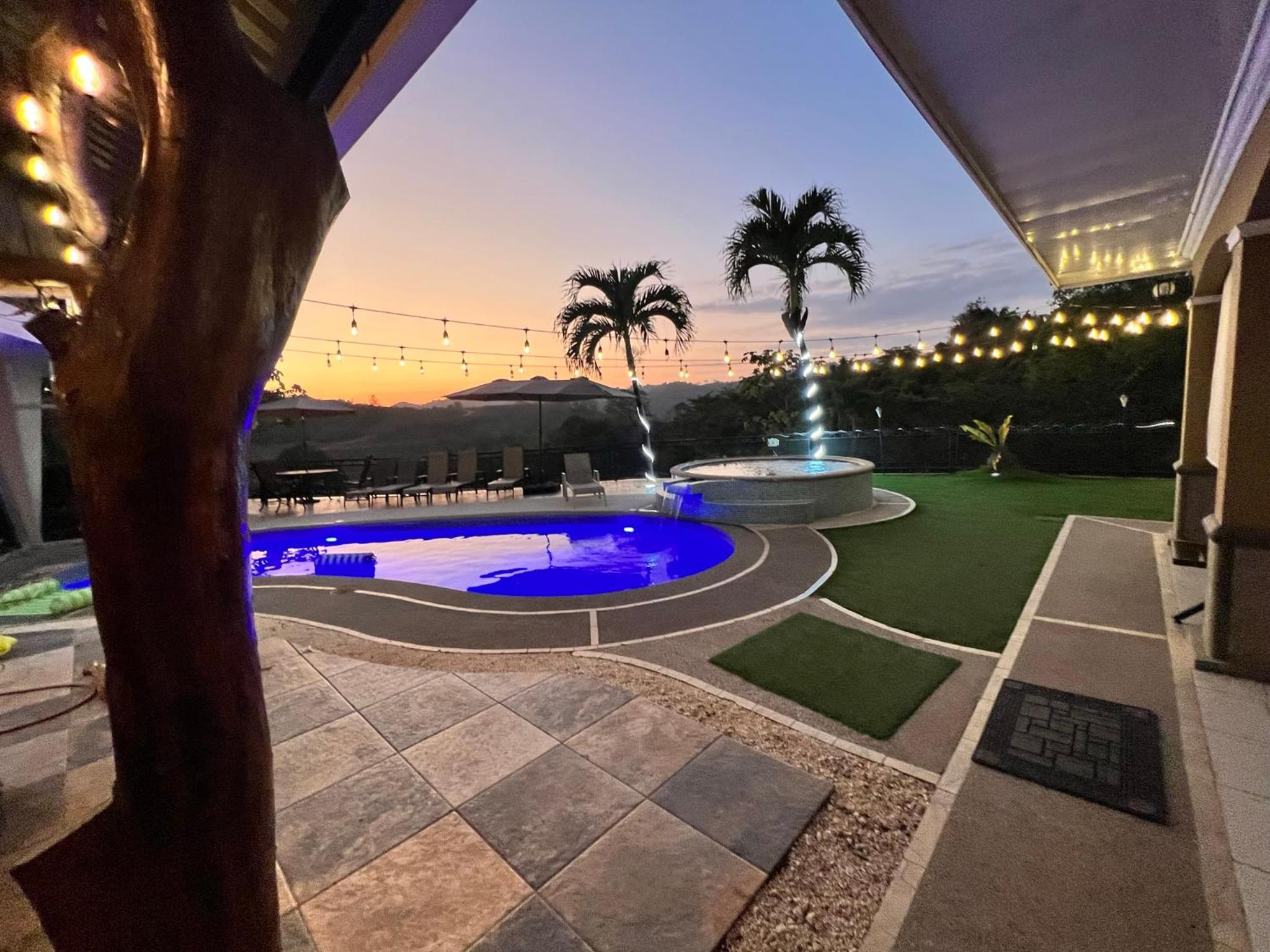 Los Amigos Luxury Villa