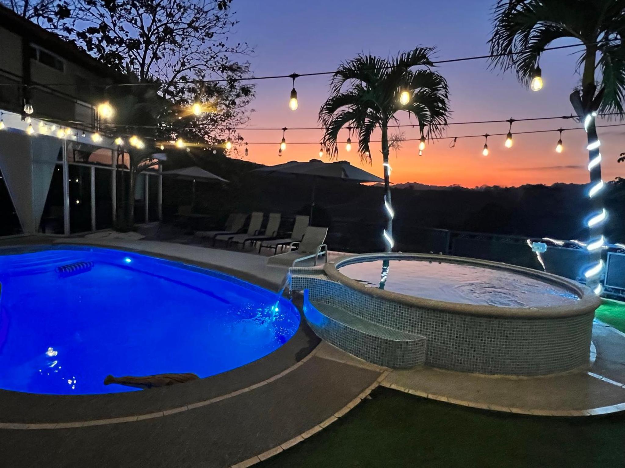 Los Amigos Luxury Villa