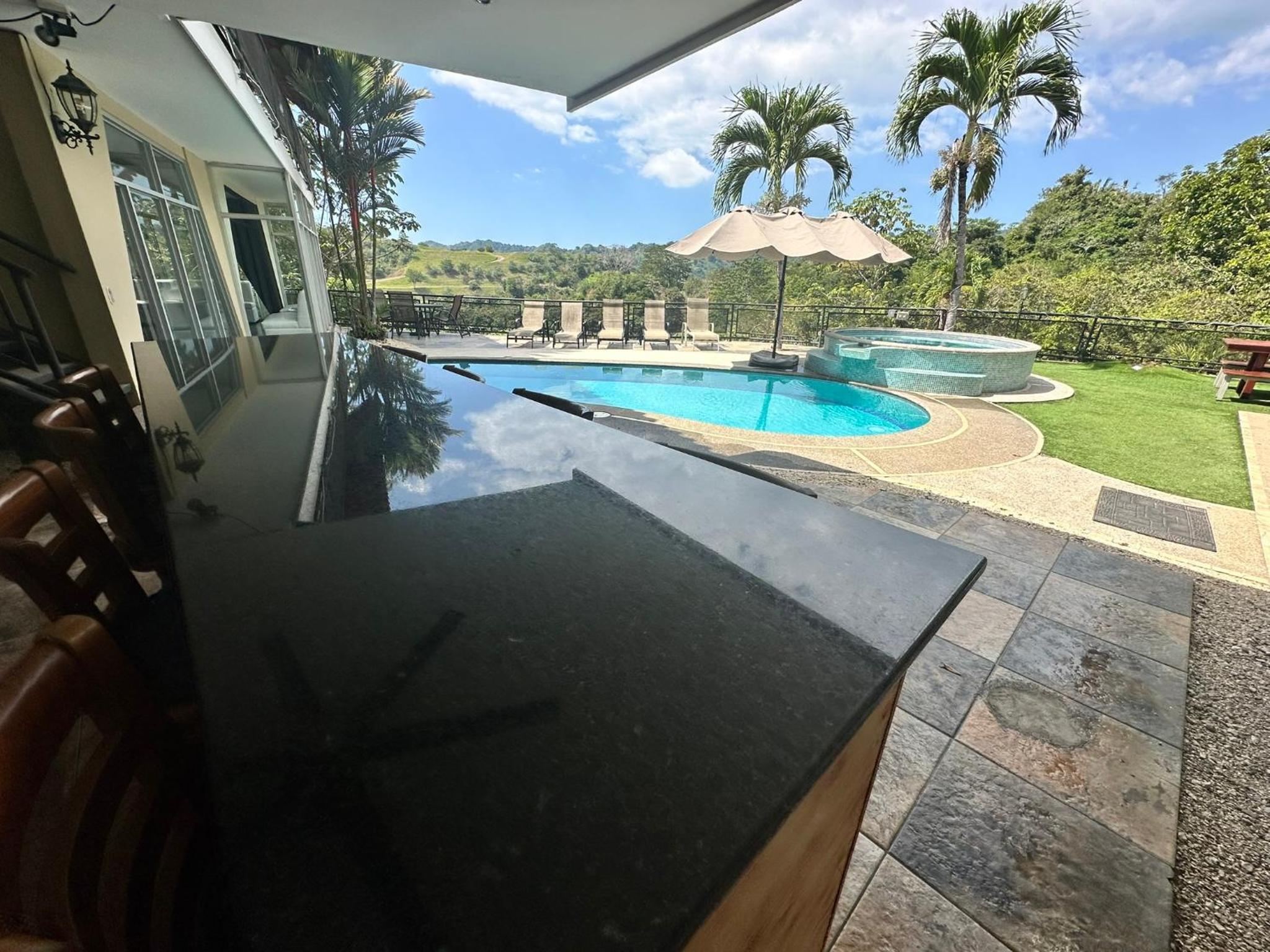 Los Amigos Luxury Villa