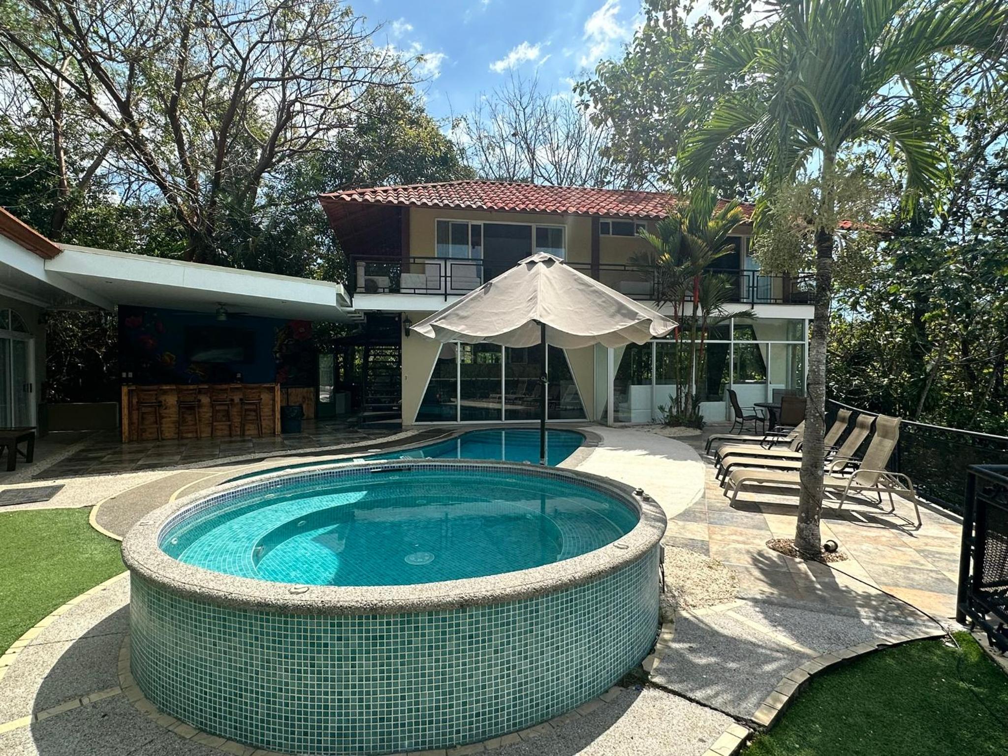 Los Amigos Luxury Villa