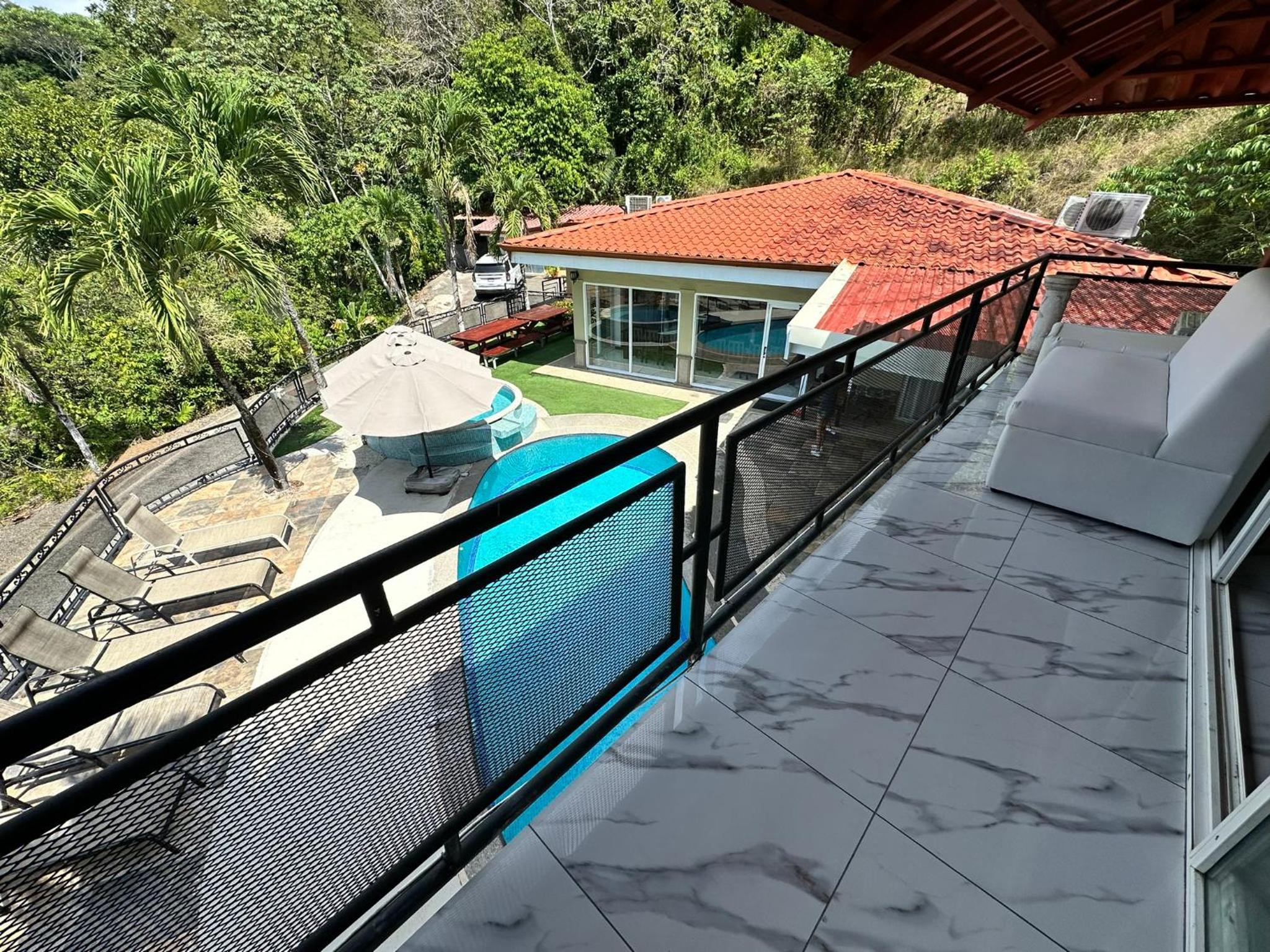 Los Amigos Luxury Villa