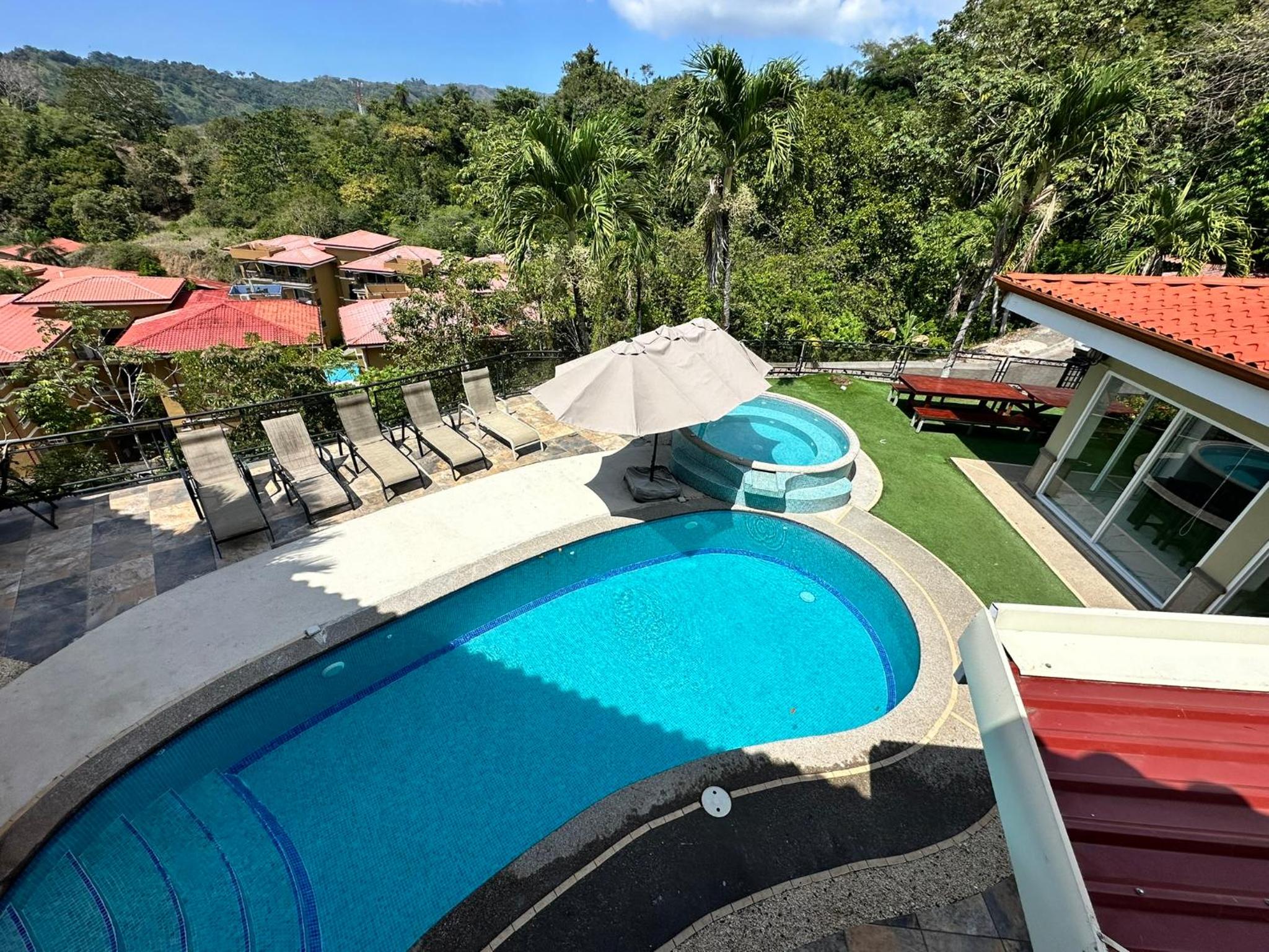 Los Amigos Luxury Villa