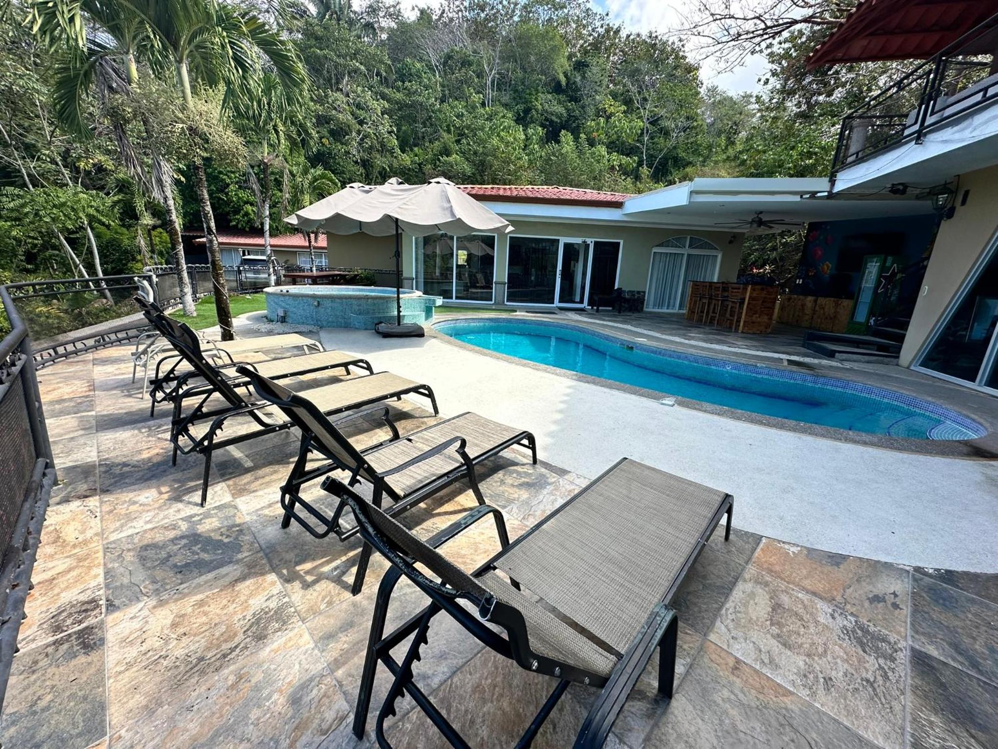 Los Amigos Luxury Villa