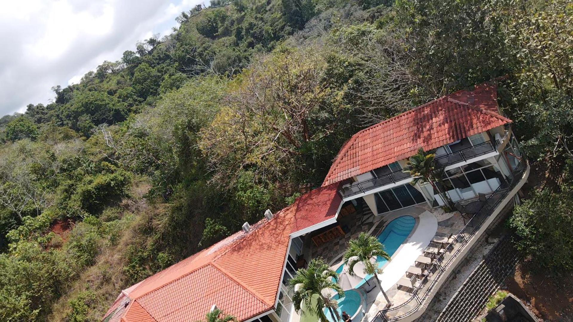 Los Amigos Luxury Villa