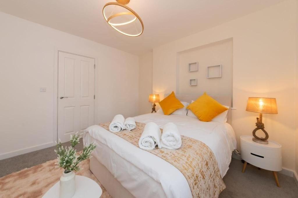 2Bedroom Flat Freeparking view 3