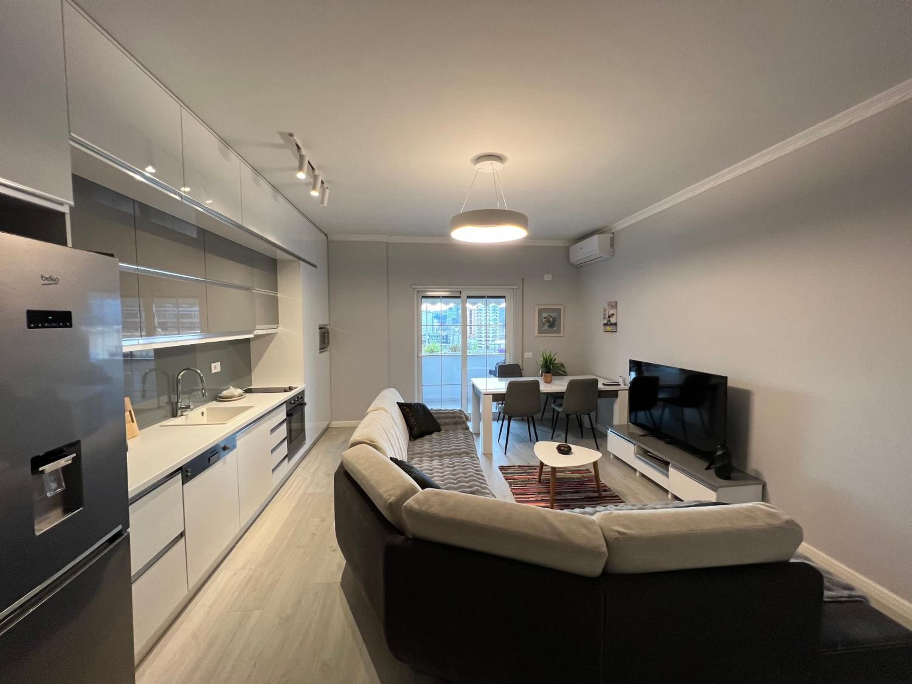Tirana Gallery Apartment - City Center View photo 4