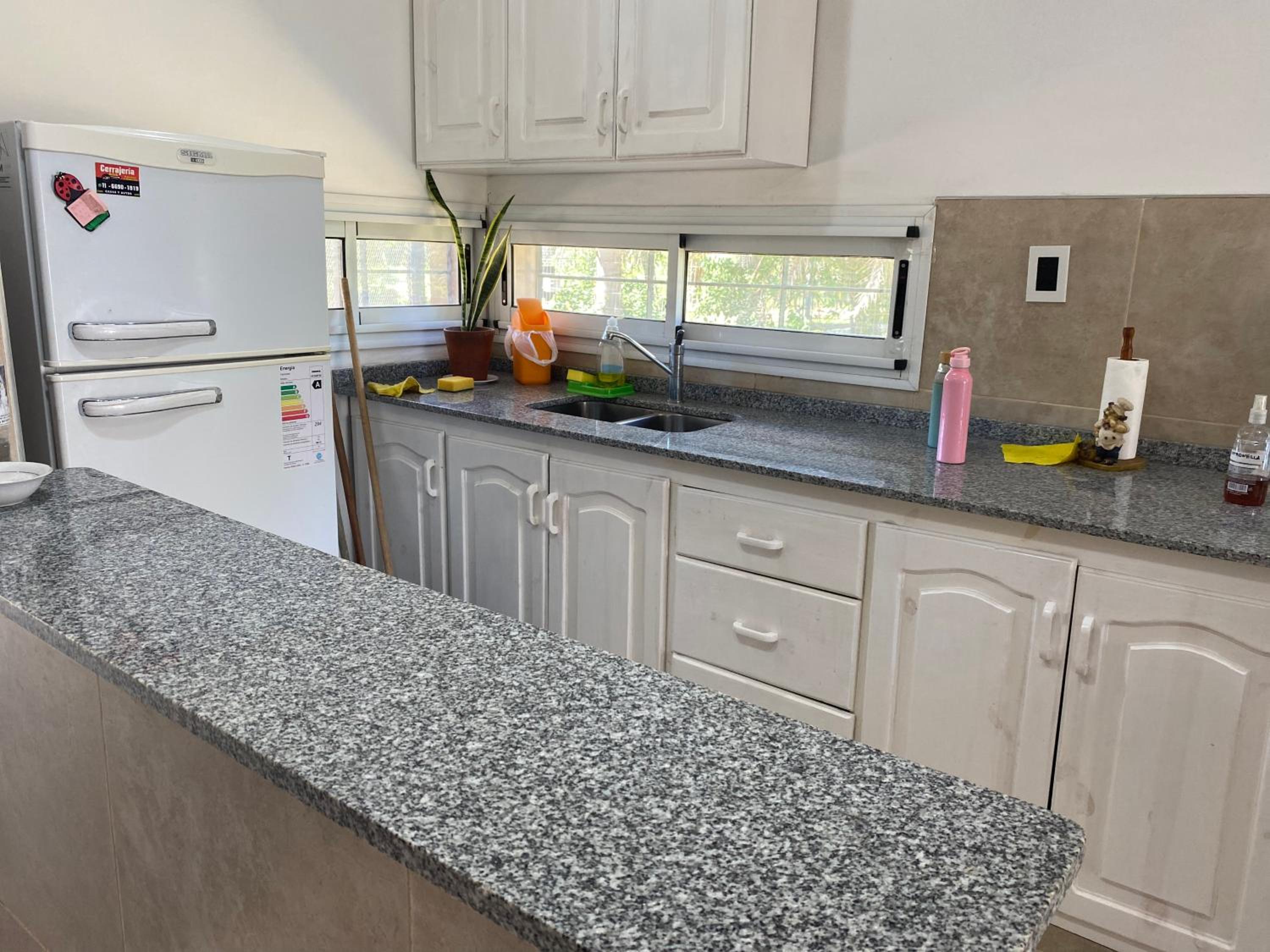Casa en Paso con pileta a 4 cuadras de la Palya