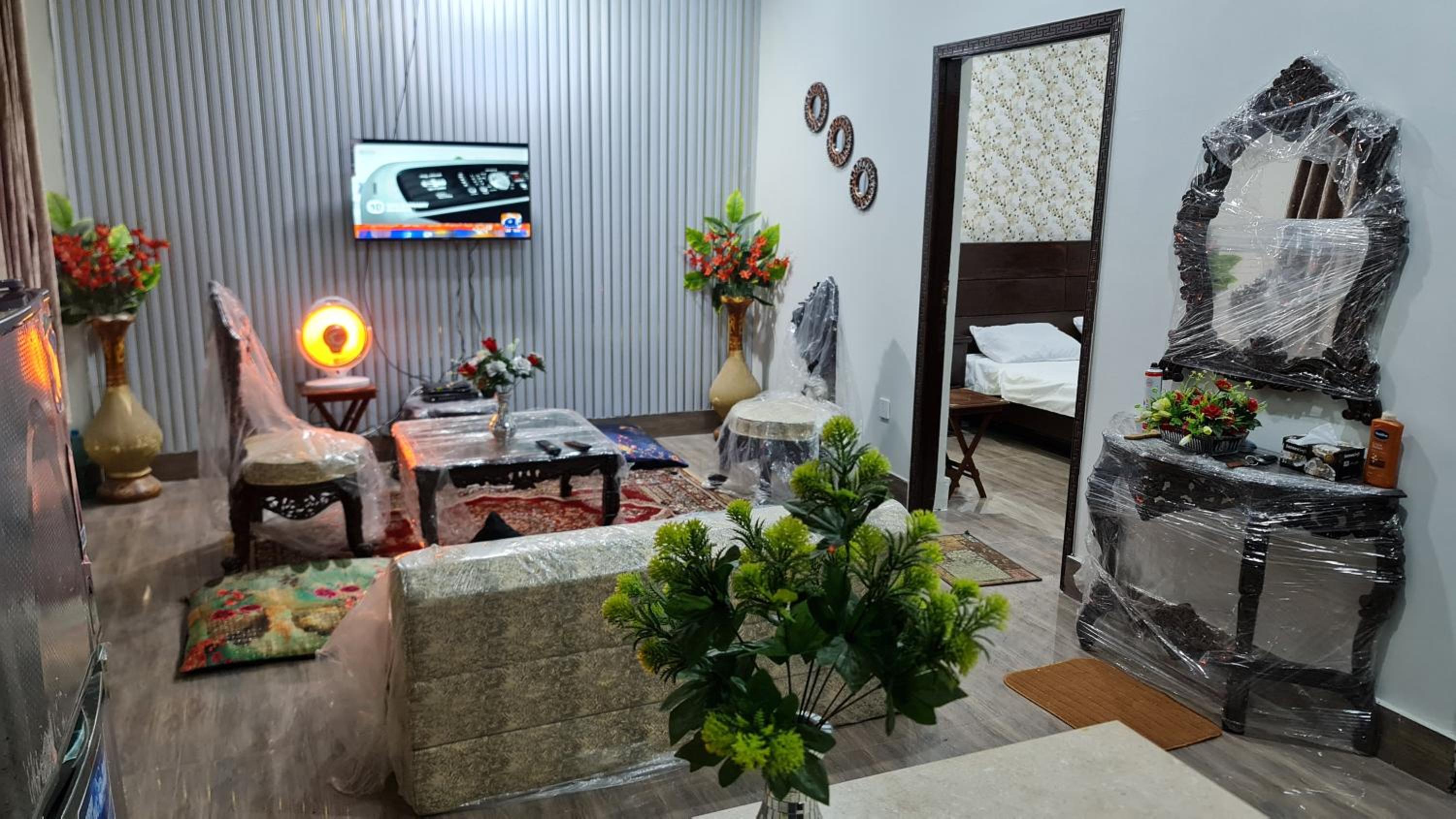 Patriata Luxury Suits
