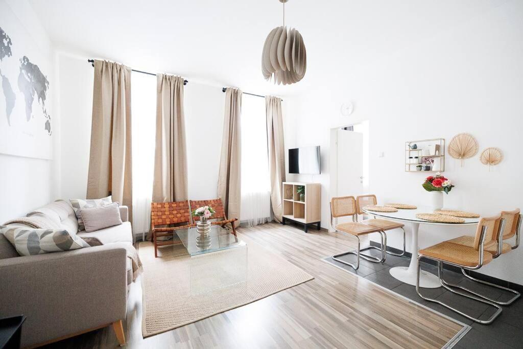 RG 5 Stylish Haven-Near Brunnenmarkt
