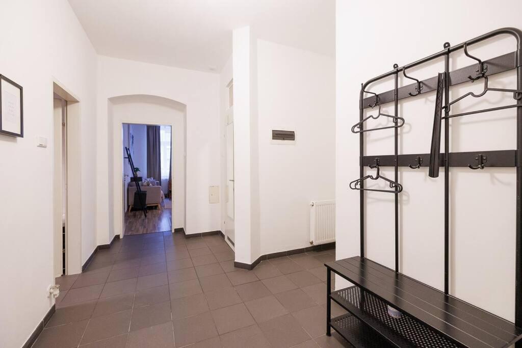 RG 5 Stylish Haven-Near Brunnenmarkt