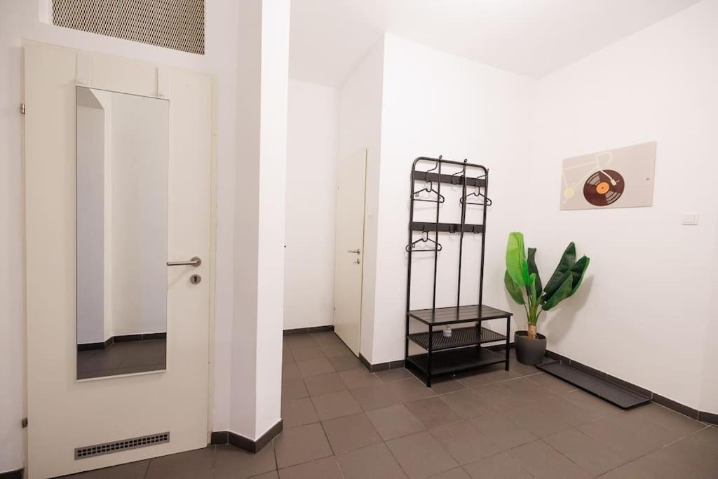 RG 5 Stylish Haven-Near Brunnenmarkt