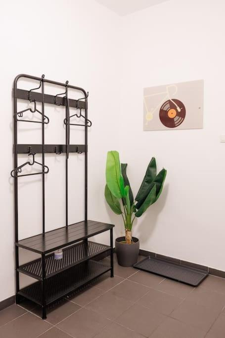 RG 5 Stylish Haven-Near Brunnenmarkt