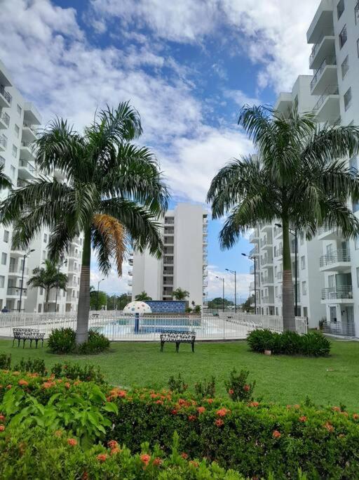 Aqualina orange Girardot
