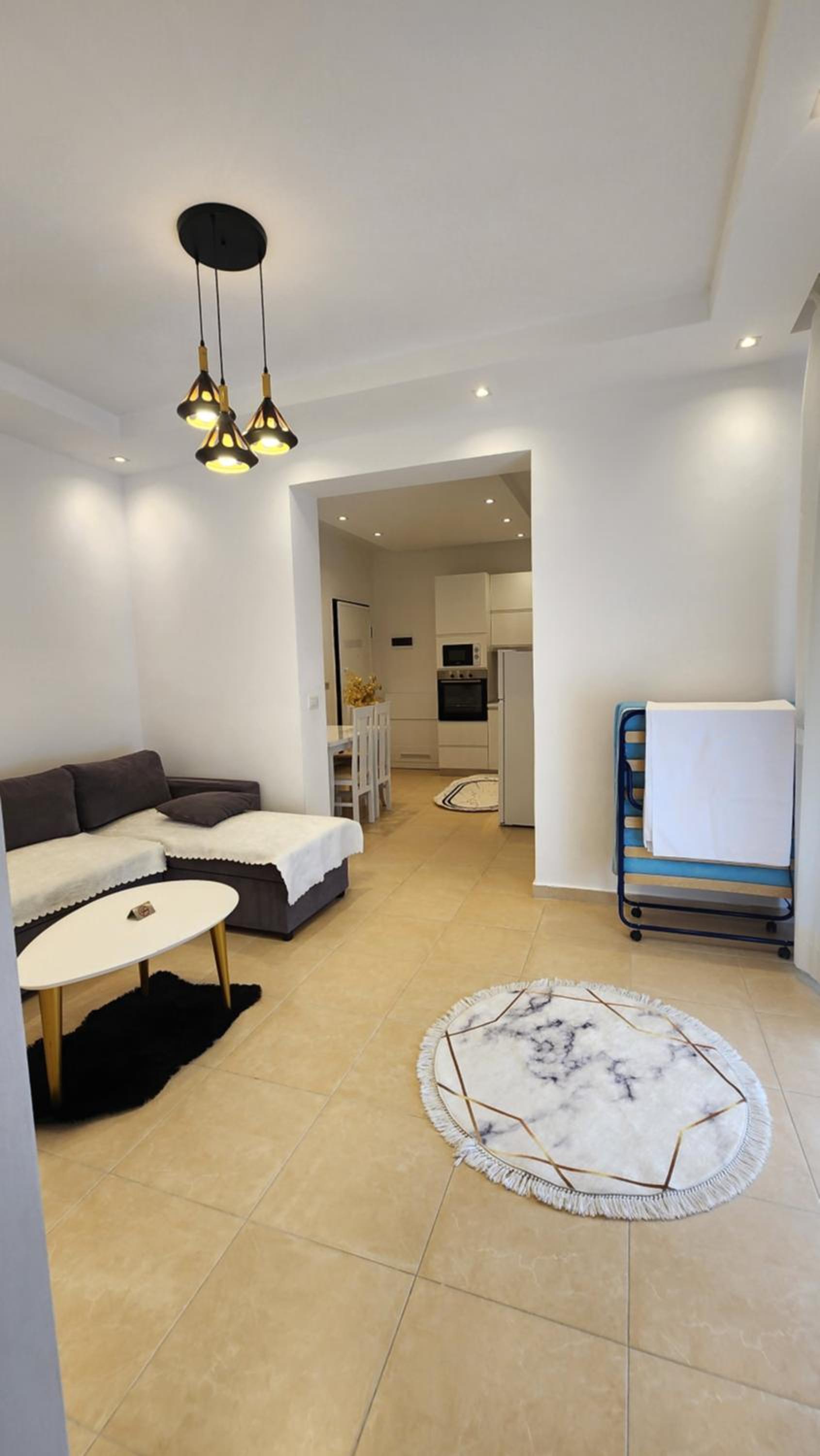 Viola Apartments 2 Min to Beach