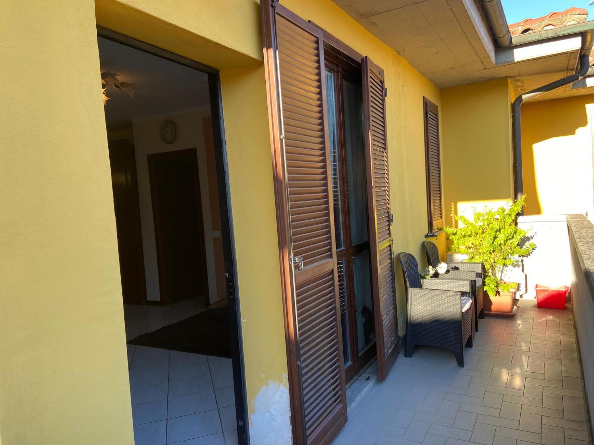 al 4e view 3