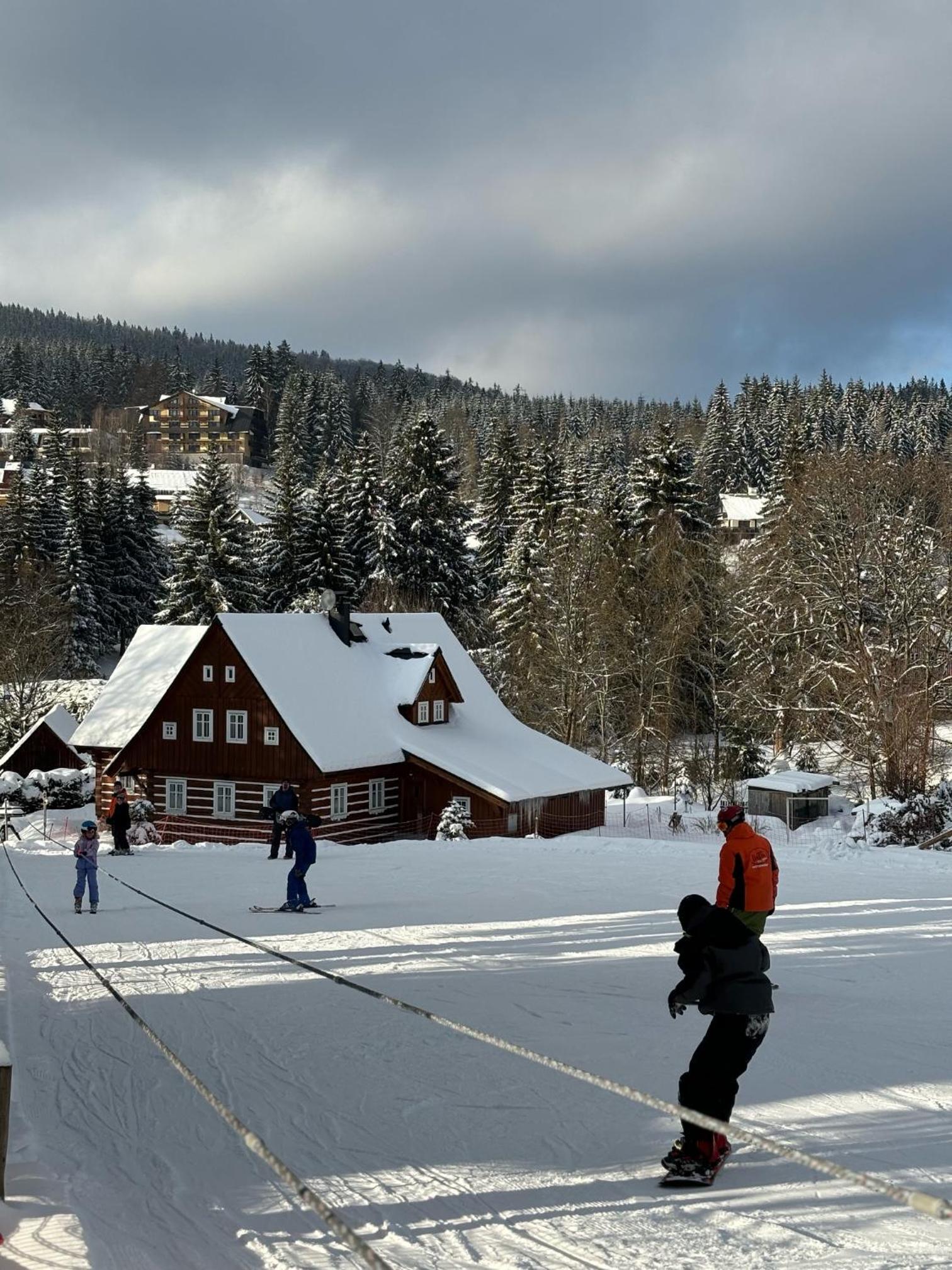 Spirit Harrachov Superior Wellness Apartment - FREE Wellness, Wifi, Parking