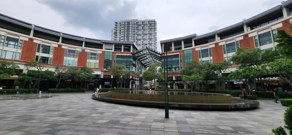 Plaza Arkadia in Desa ParkCity
