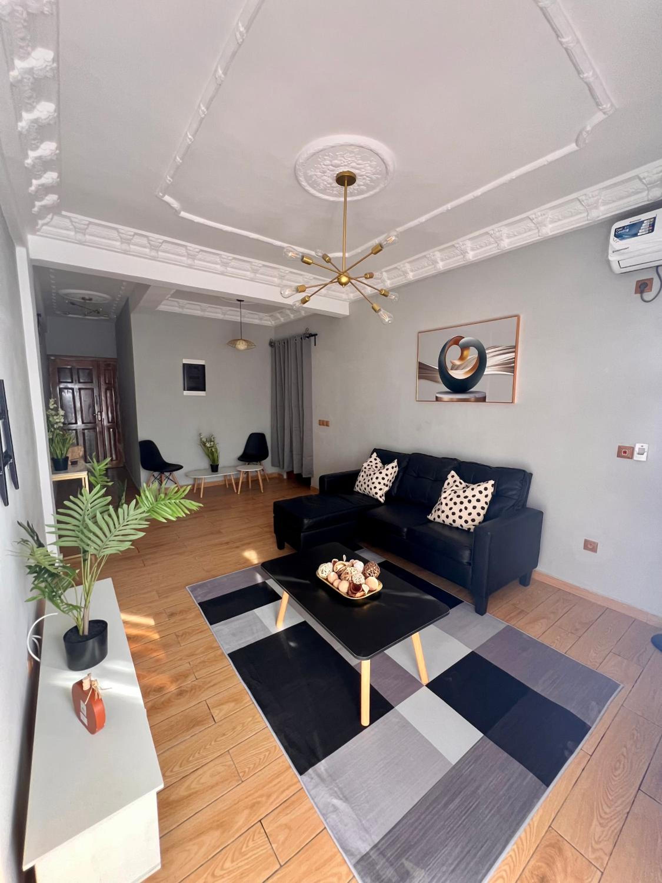 Residence Ethan Nji - Chic urban