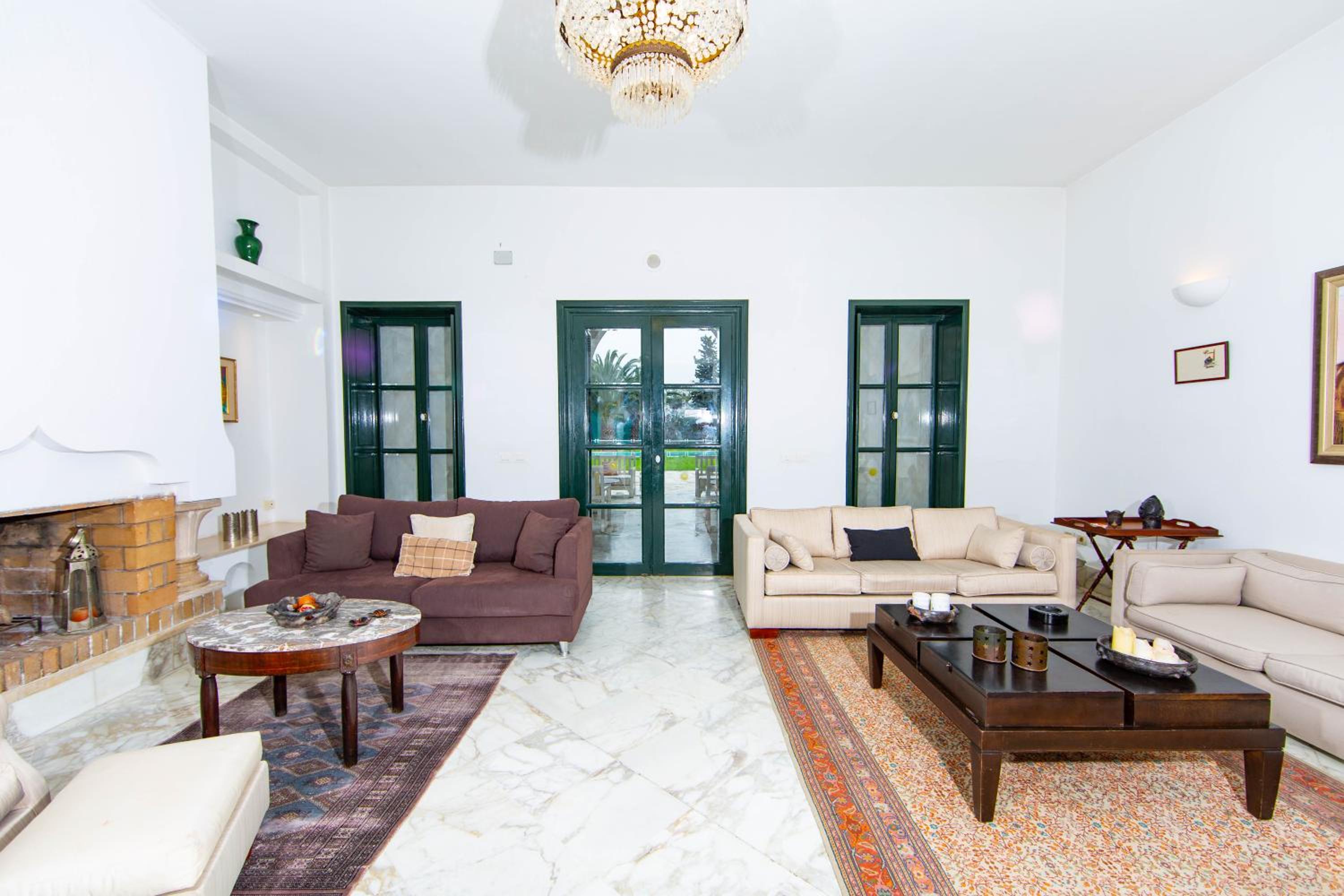 Arabesque House